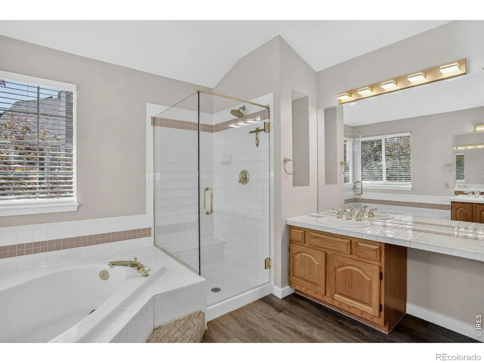 10130 Lodestone Way Parker CO 80134 MLS #RECIR1059021 05142026155818 1600 32