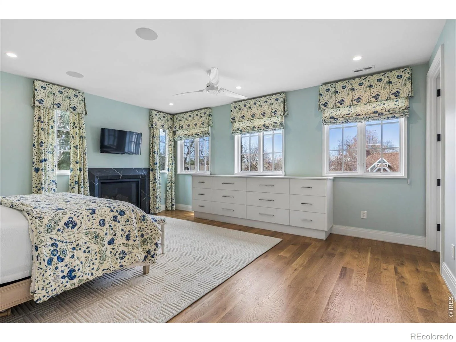 792 S High Street Denver CO 80209 MLS #RECIR1059121 06132026013153 1600 18