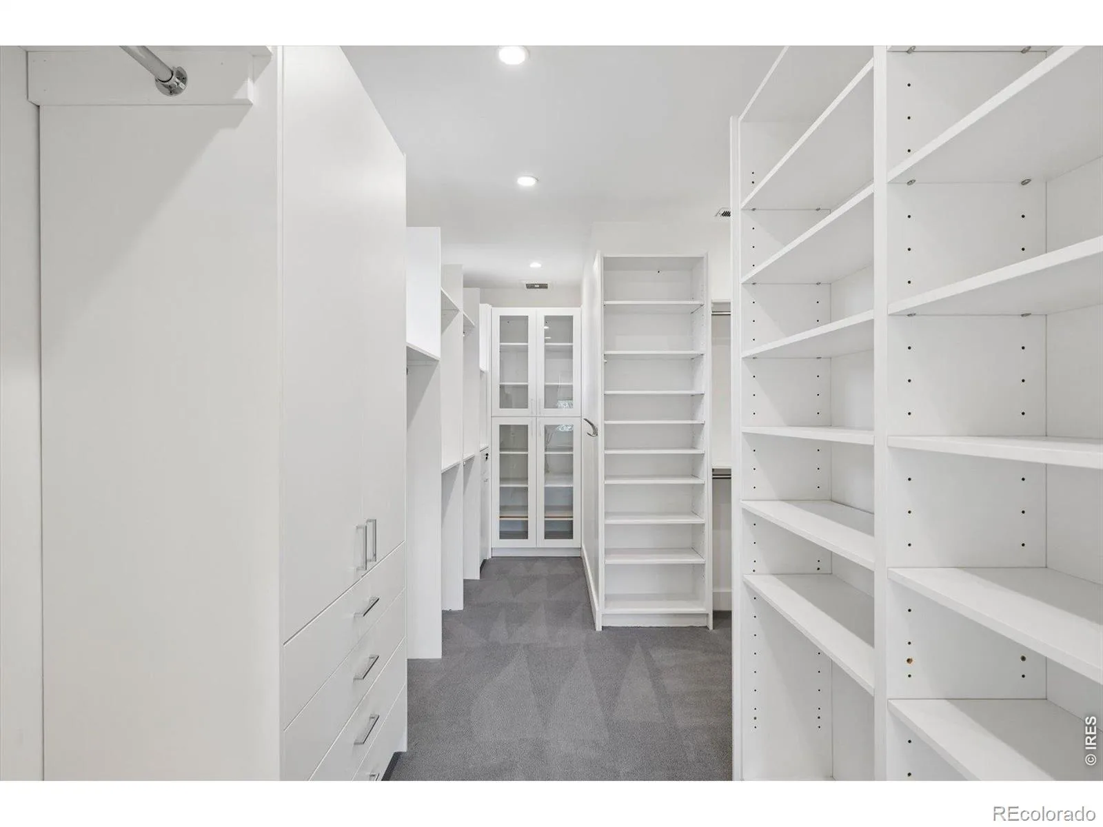 792 S High Street Denver CO 80209 MLS #RECIR1059121 06132026013153 1600 24
