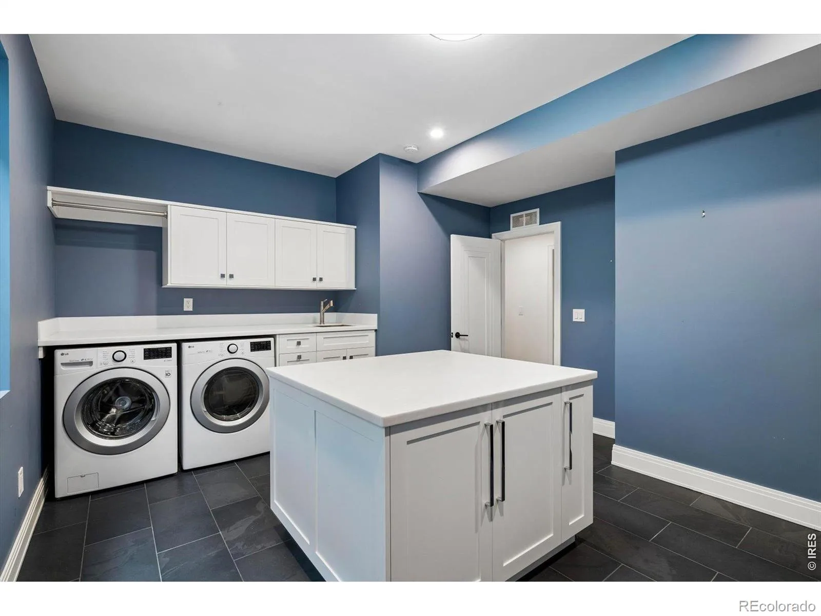792 S High Street Denver CO 80209 MLS #RECIR1059121 06132026013153 1600 39
