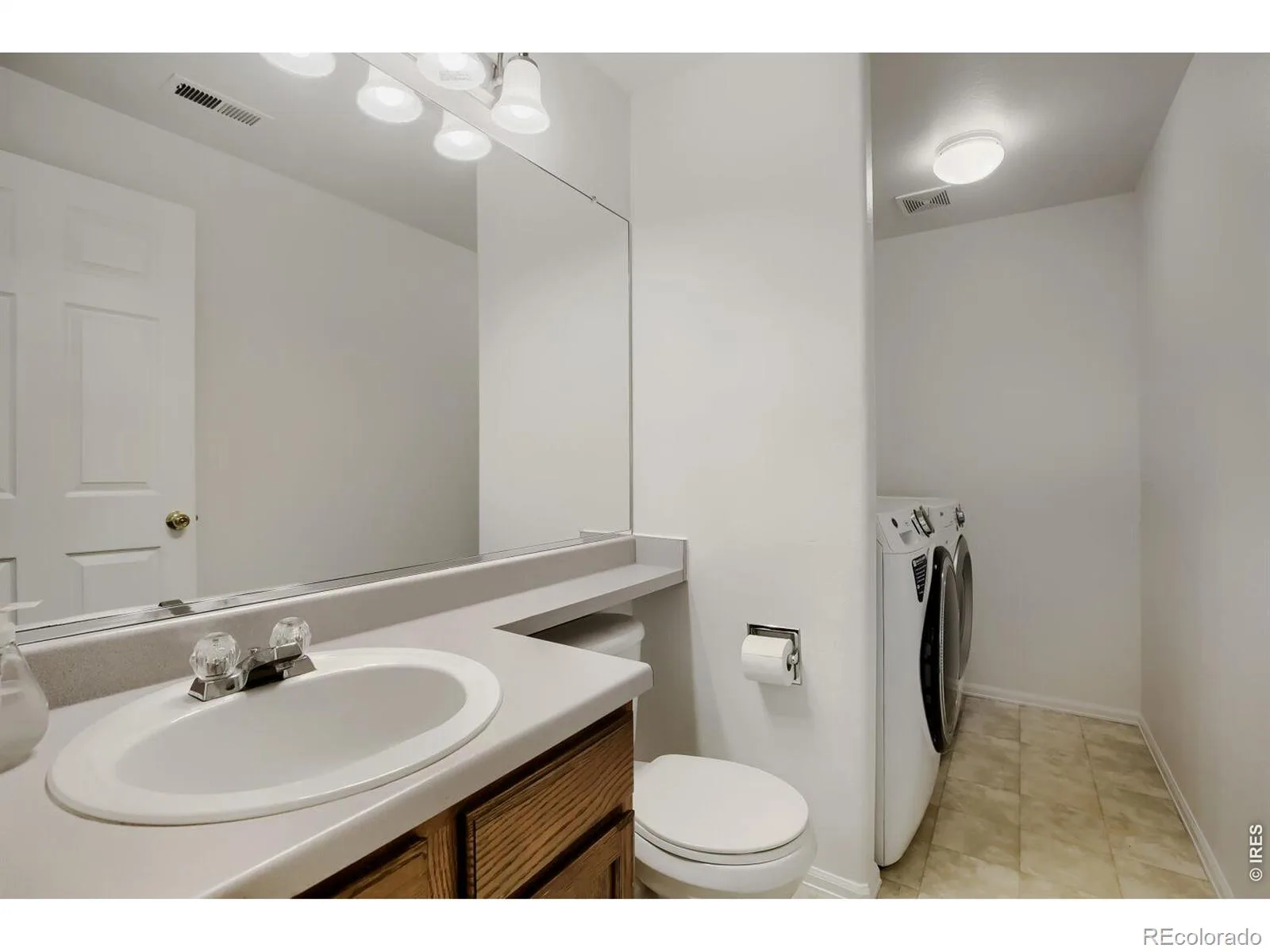 1633 Deerwood Drive Longmont CO 80504 MLS #RECIR1059143 06092026185309 1600 18