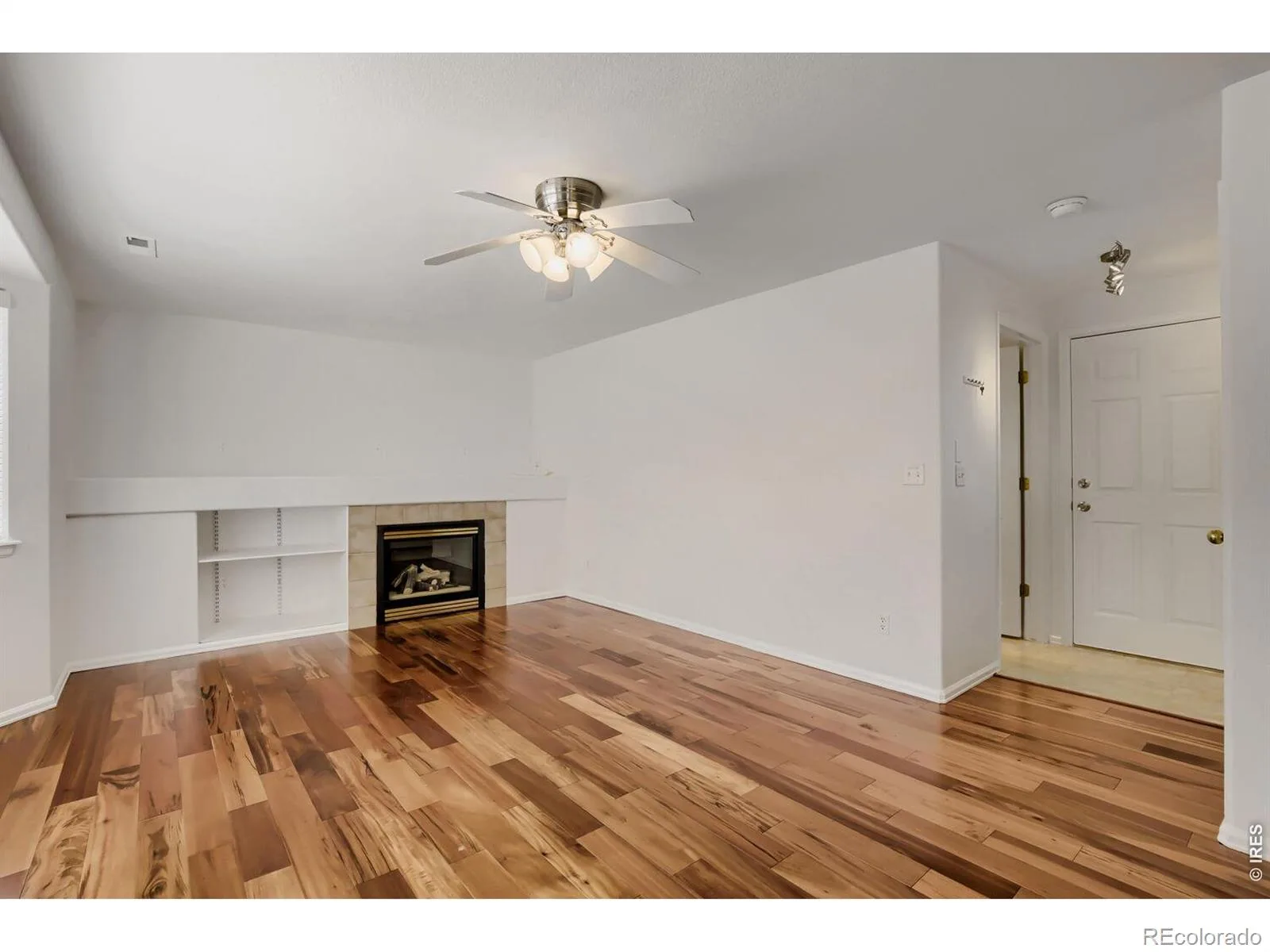 1633 Deerwood Drive Longmont CO 80504 MLS #RECIR1059143 06092026185309 1600 5