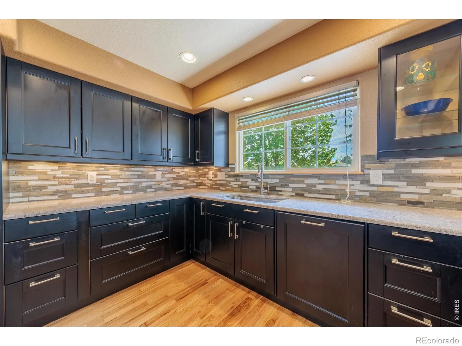 2513 Falcon Drive Longmont CO 80503 MLS #RECIR1059192 05152026203320 1600 21