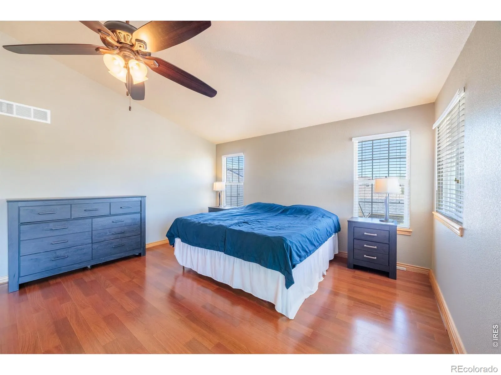 2513 Falcon Drive Longmont CO 80503 MLS #RECIR1059192 05152026203320 1600 32