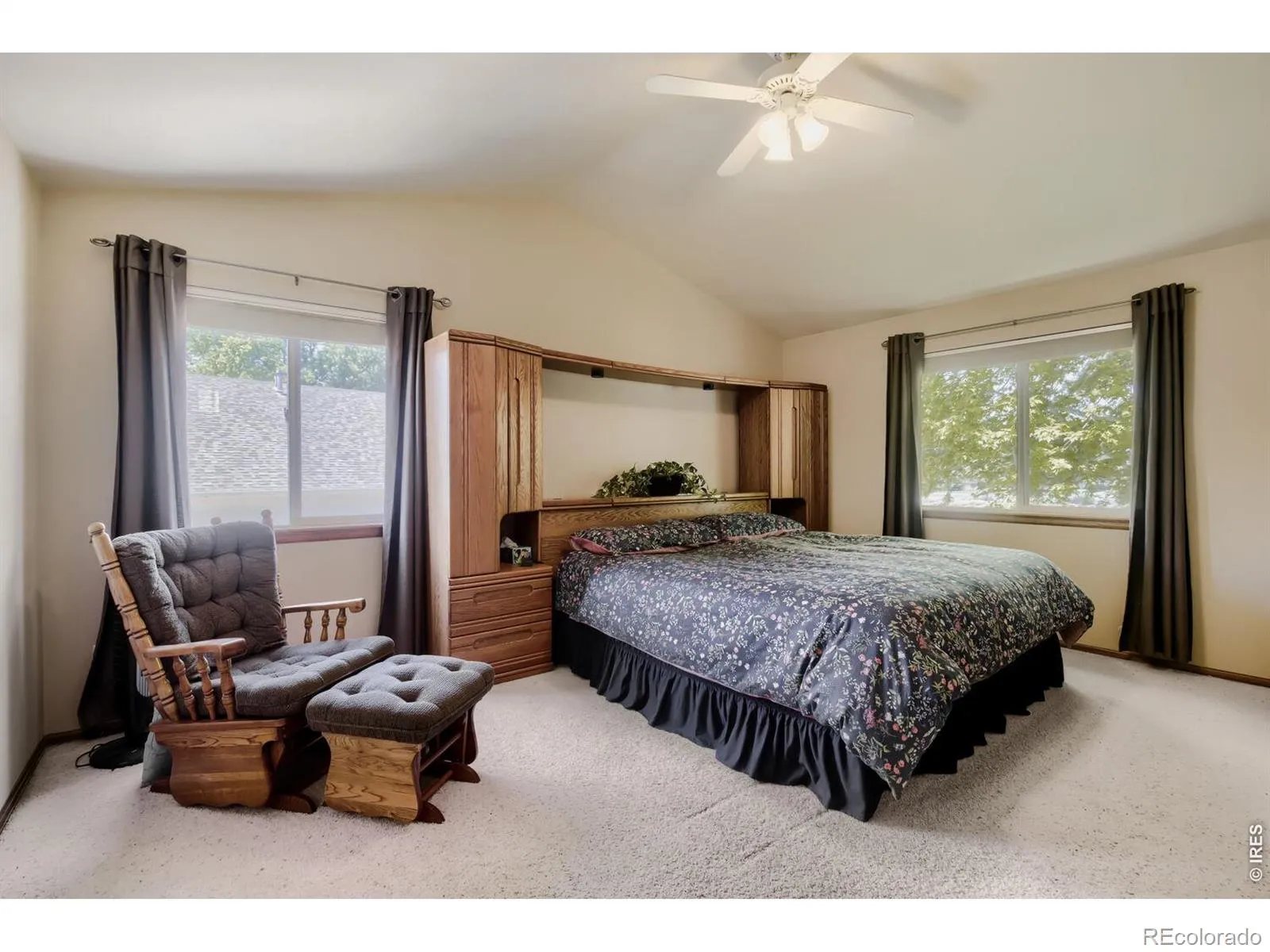 1512 Willowbrook Drive Longmont CO 80504 MLS #RECIR1059195 05152026203343 1600 14