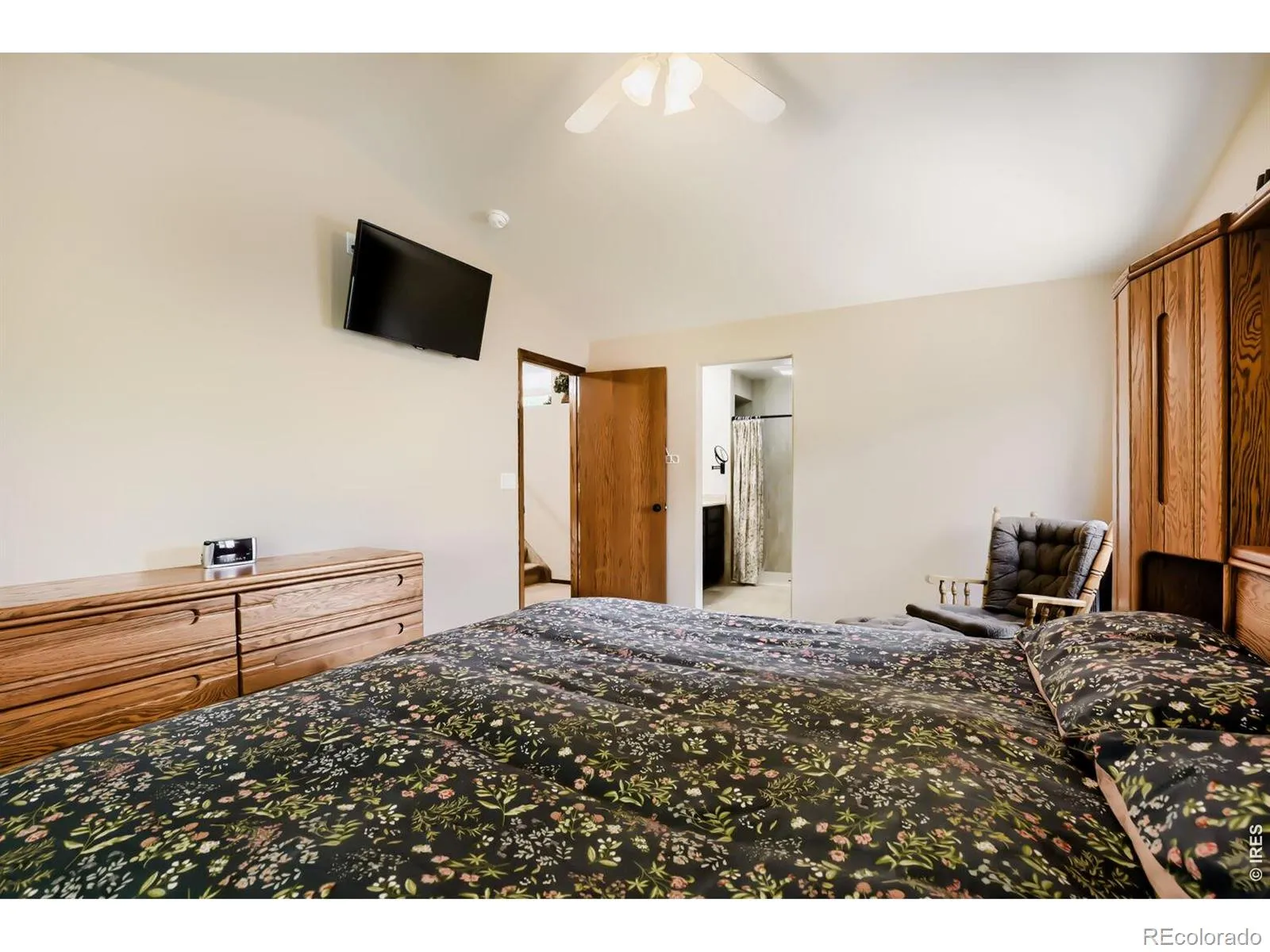 1512 Willowbrook Drive Longmont CO 80504 MLS #RECIR1059195 05152026203343 1600 15