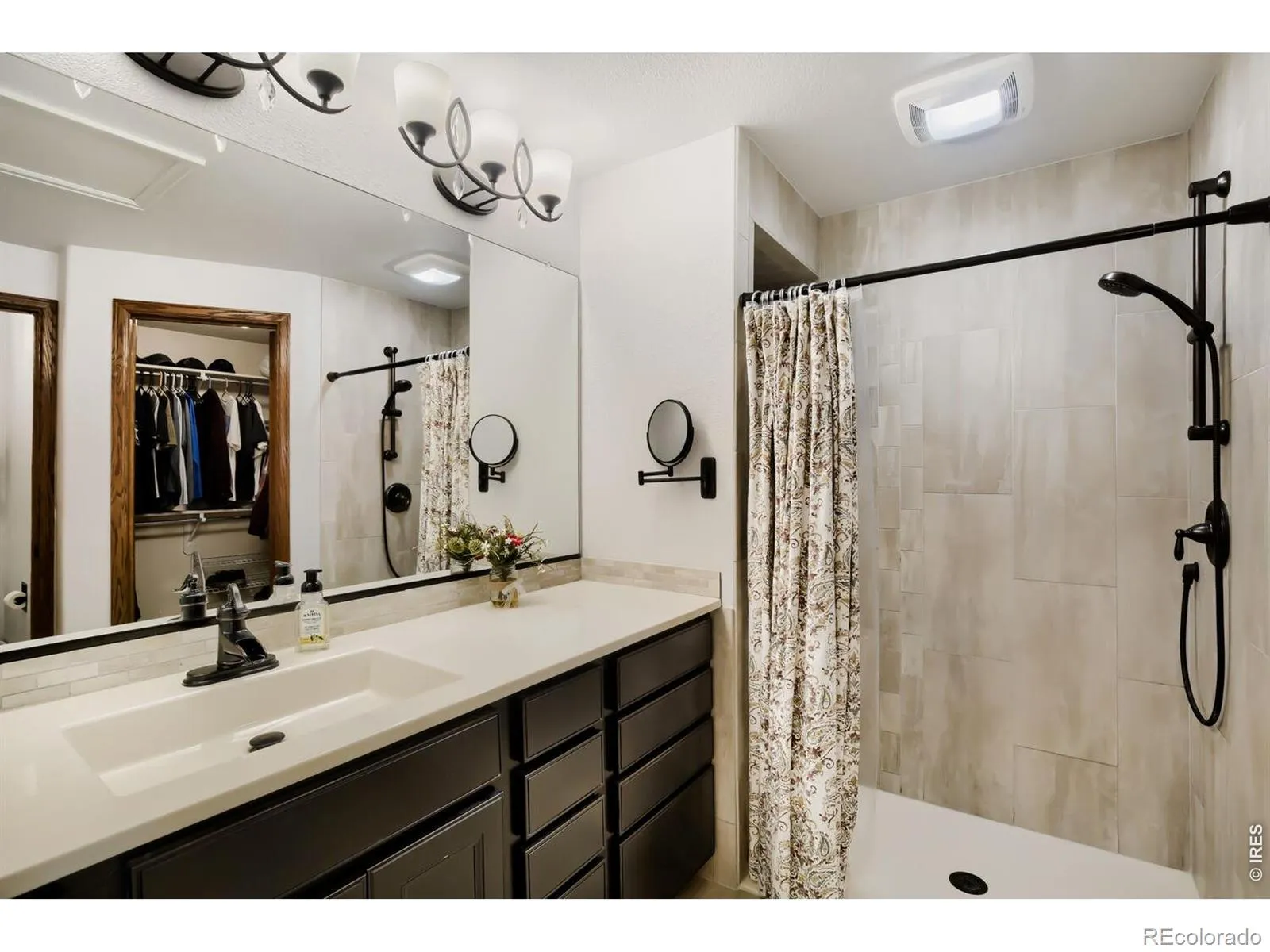 1512 Willowbrook Drive Longmont CO 80504 MLS #RECIR1059195 05152026203343 1600 16