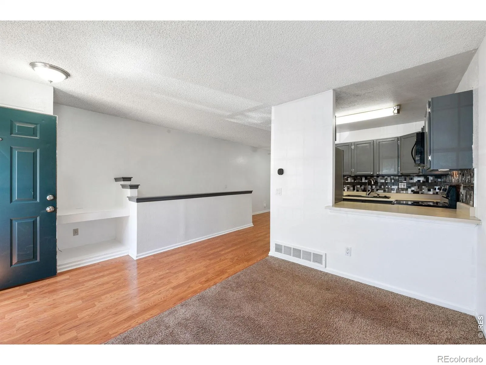 11590 Community Center Drive #44 Northglenn CO 80233 | MLS #RECIR1059210 05152026203522 1600 2