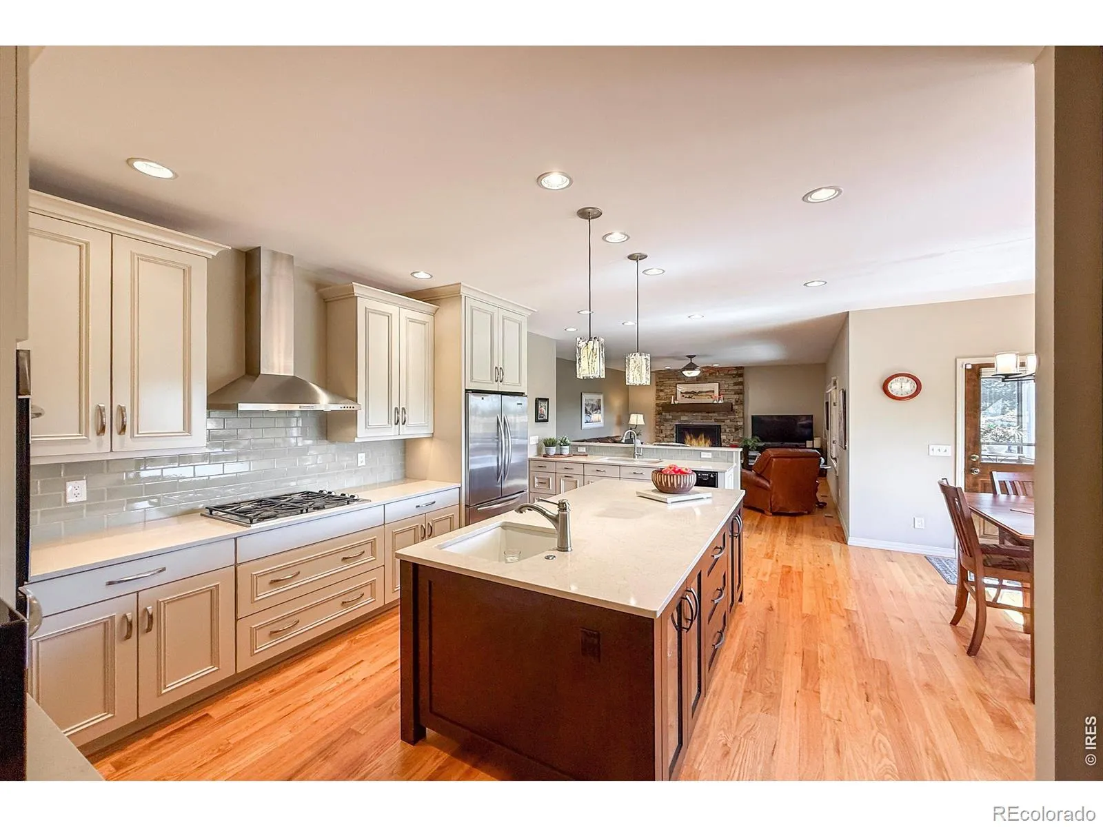 1183 Twin Peaks Circle Longmont CO 80503 MLS #RECIR1059216 05152026203605 1600 11