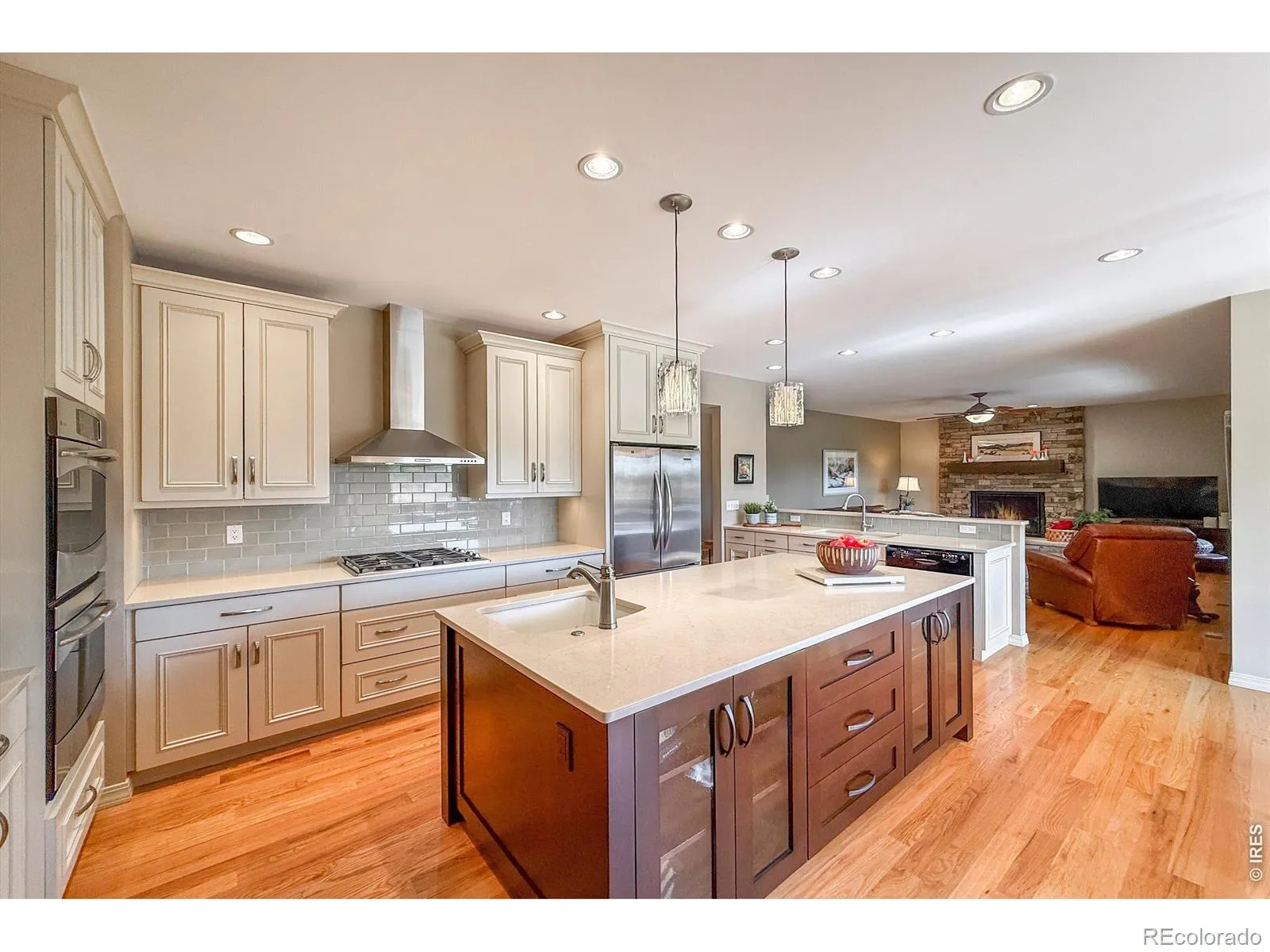1183 Twin Peaks Circle Longmont CO 80503 MLS #RECIR1059216 05152026203605 1600 12