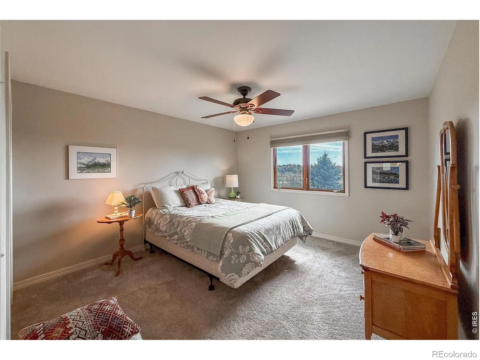 1183 Twin Peaks Circle Longmont CO 80503 MLS #RECIR1059216 05152026203605 1600 33