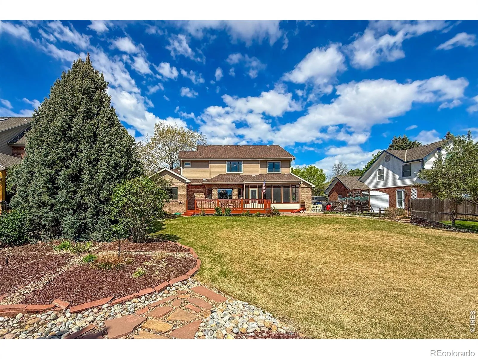 1183 Twin Peaks Circle Longmont CO 80503 MLS #RECIR1059216 05152026203605 1600 43