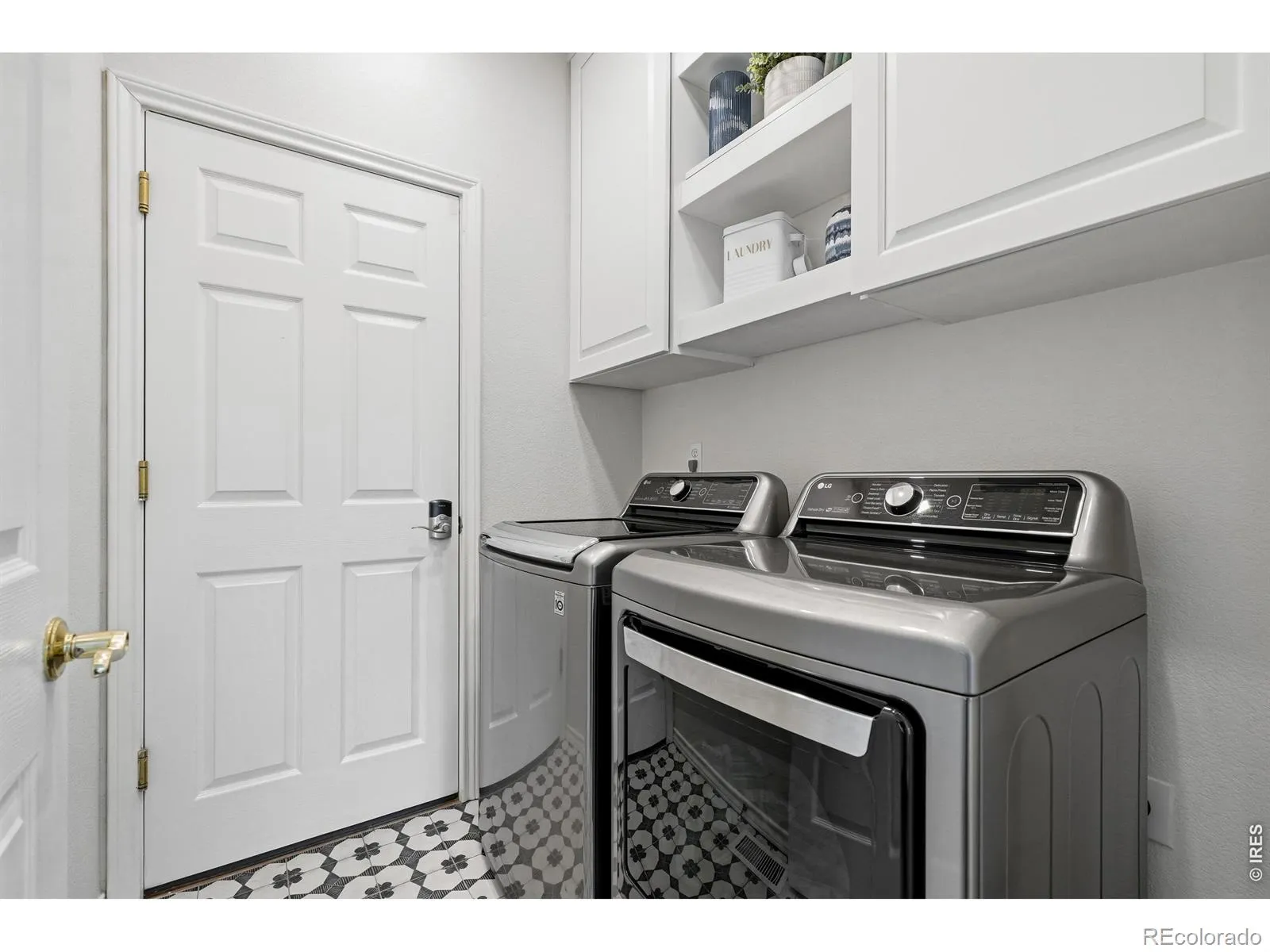 581 Flying Jib Court Lafayette CO 80026 MLS #RECIR1059220 05202026024232 1600 19