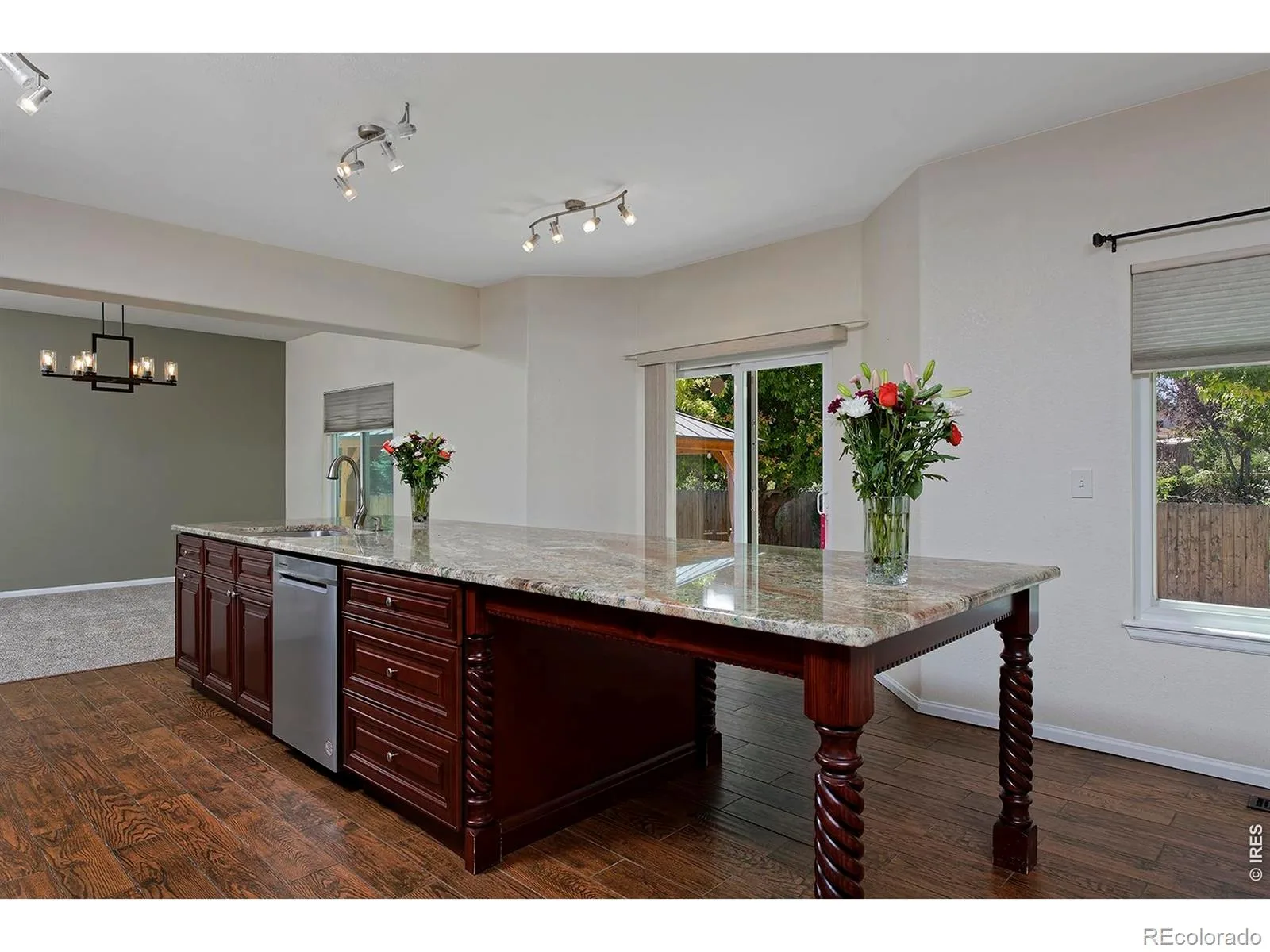 1188 W 111th Avenue Northglenn CO 80234 MLS #REC1620203 06252026214111 1600 16