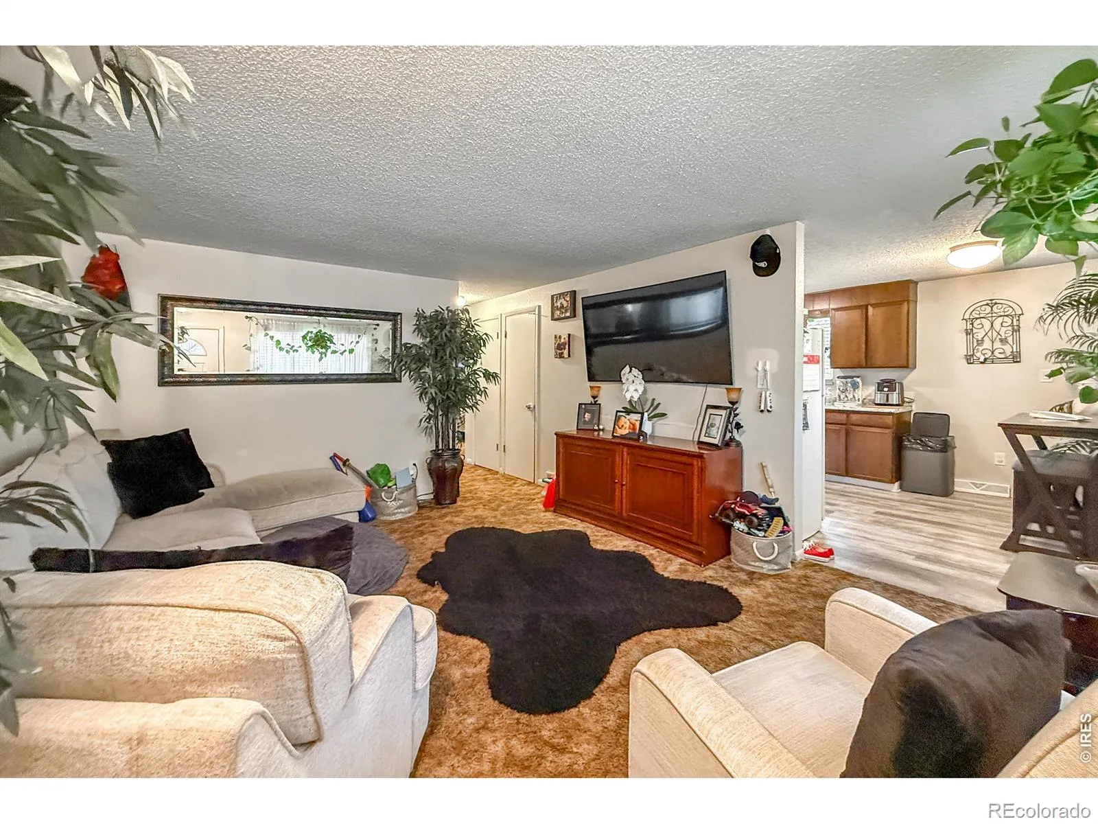 2051-2053 Collyer Street Longmont CO 80501 MLS #RECIR1059278 05162026042609 1600 2
