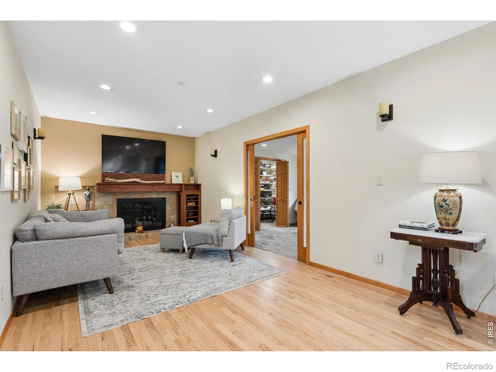 24 University Circle Longmont CO 80503 MLS #RECIR1059383 05232026165047 1600 13