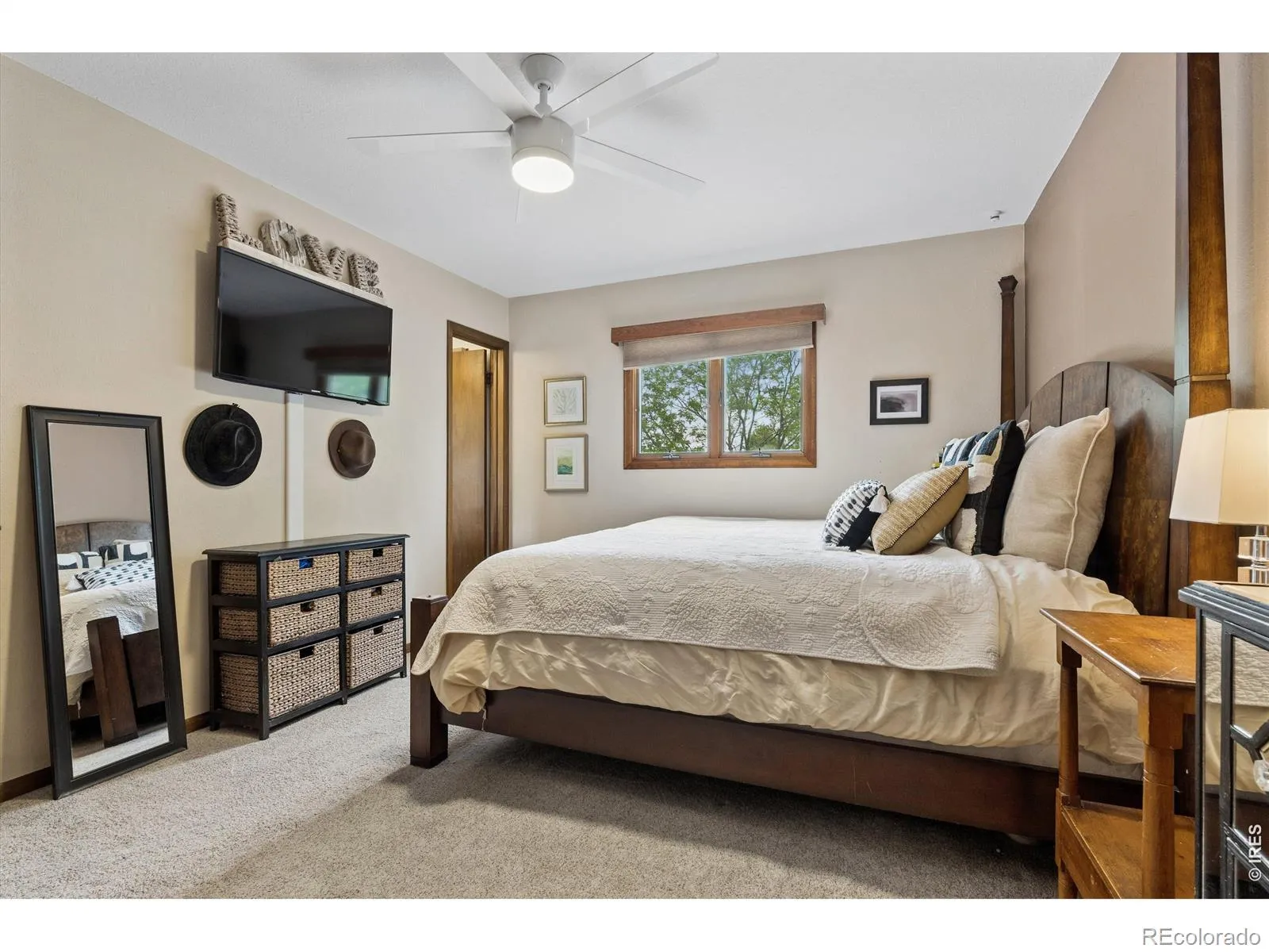 24 University Circle Longmont CO 80503 MLS #RECIR1059383 05232026165047 1600 23