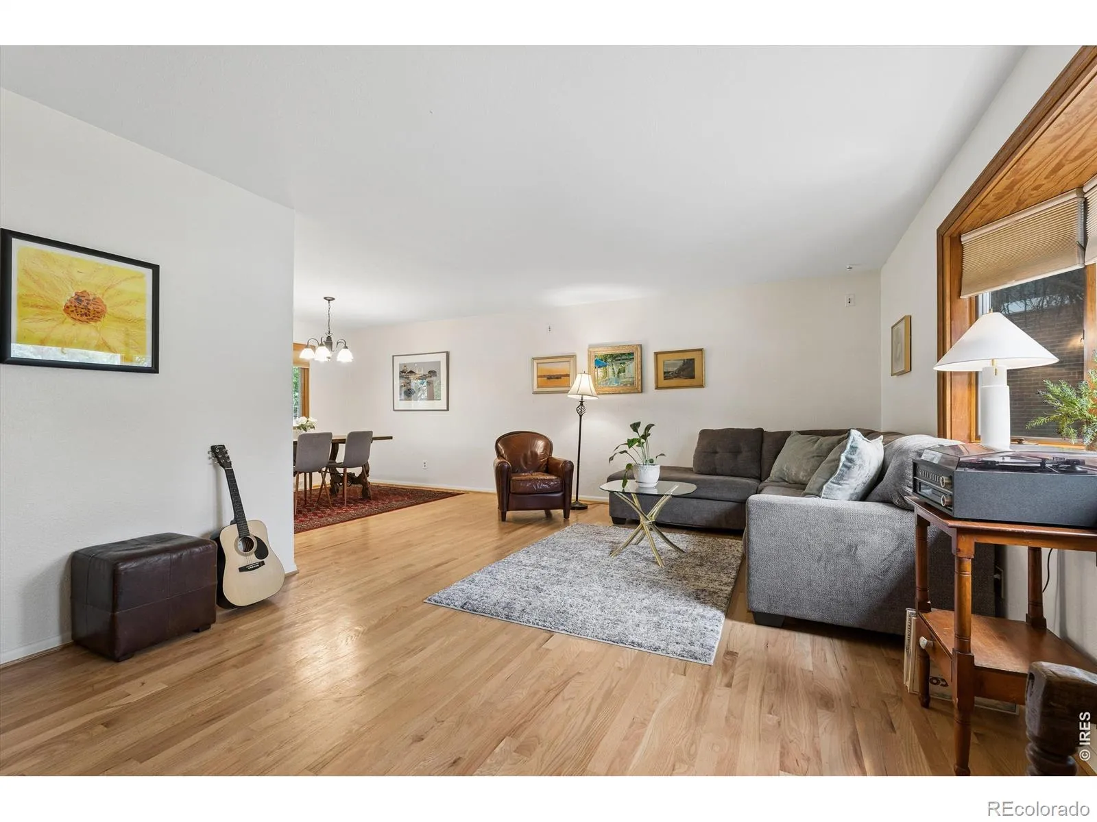 24 University Circle Longmont CO 80503 MLS #RECIR1059383 05232026165047 1600 4