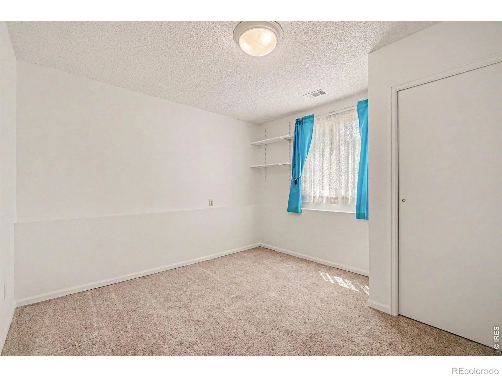 1713 Flemming Drive Longmont CO 80501 MLS #RECIR1059386 05252026212037 1600 15