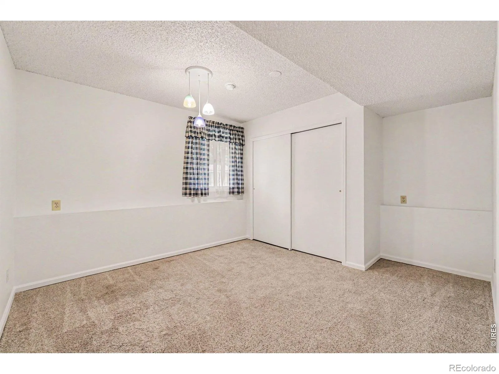 1713 Flemming Drive Longmont CO 80501 MLS #RECIR1059386 05252026212037 1600 17