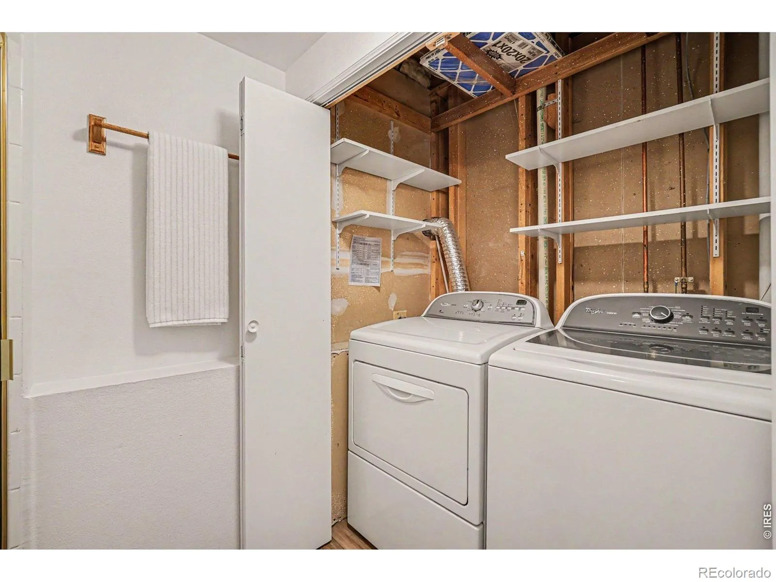 1713 Flemming Drive Longmont CO 80501 MLS #RECIR1059386 05252026212037 1600 19