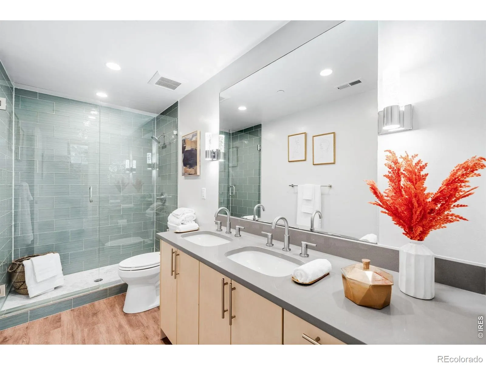 2640 Central Court #203 Denver CO 80211 MLS #RECIR1059394 05182026230330 1600 7