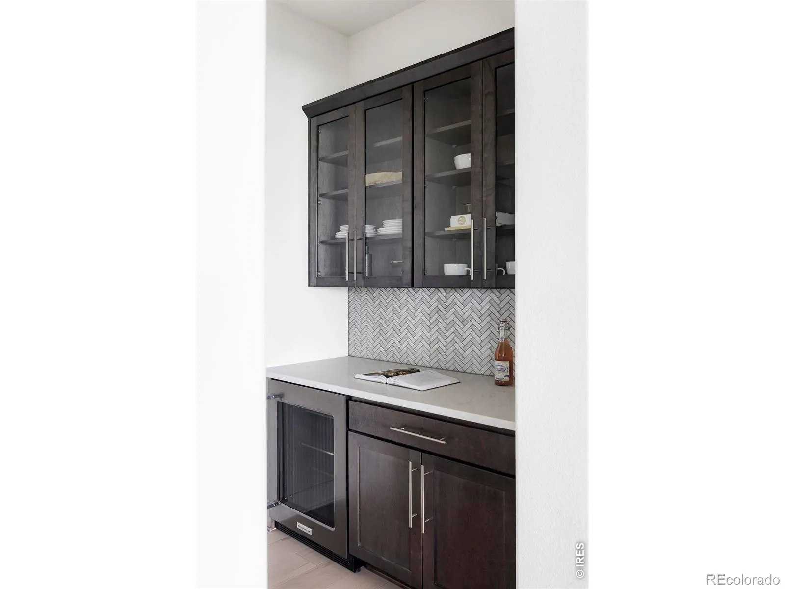 6638 S White Crow Court Aurora CO 80016 MLS #RECIR1059422 05192026011411 1600 10