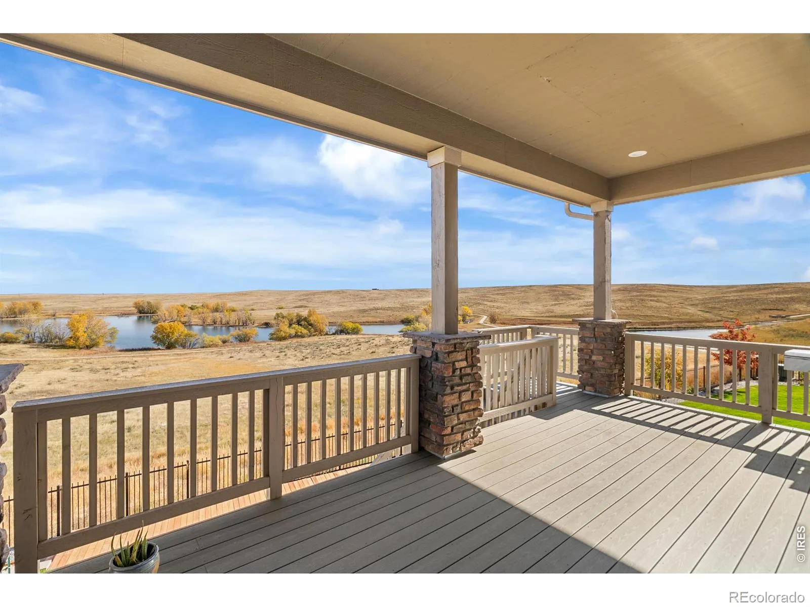 6638 S White Crow Court Aurora CO 80016 MLS #RECIR1059422 05192026011411 1600 22