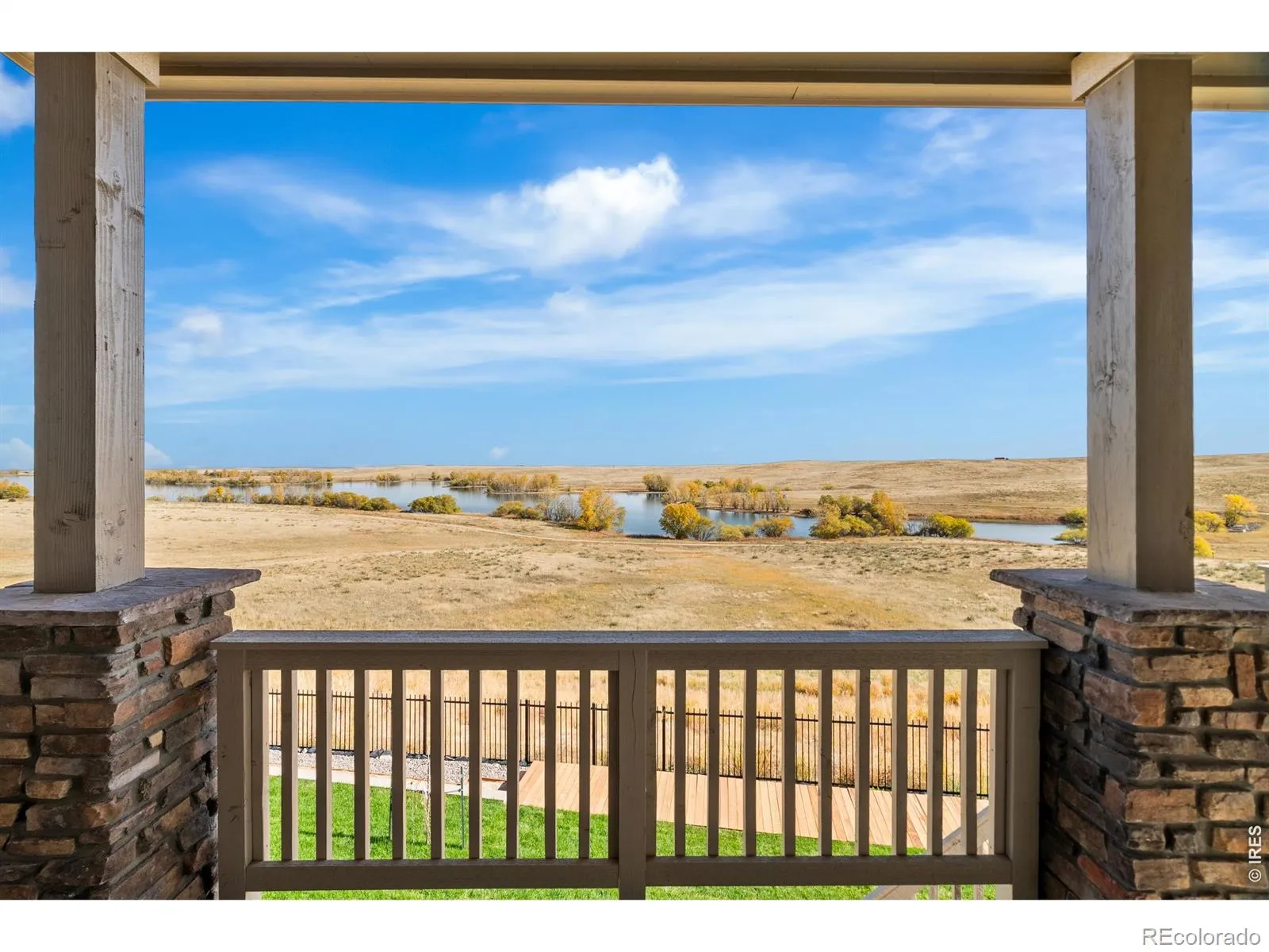 6638 S White Crow Court Aurora CO 80016 MLS #RECIR1059422 05192026011411 1600 23