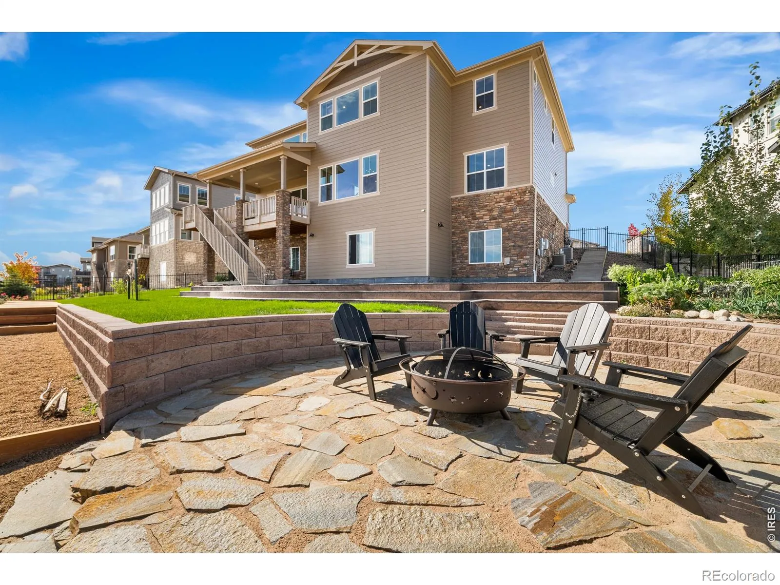 6638 S White Crow Court Aurora CO 80016 MLS #RECIR1059422 05192026011411 1600 25