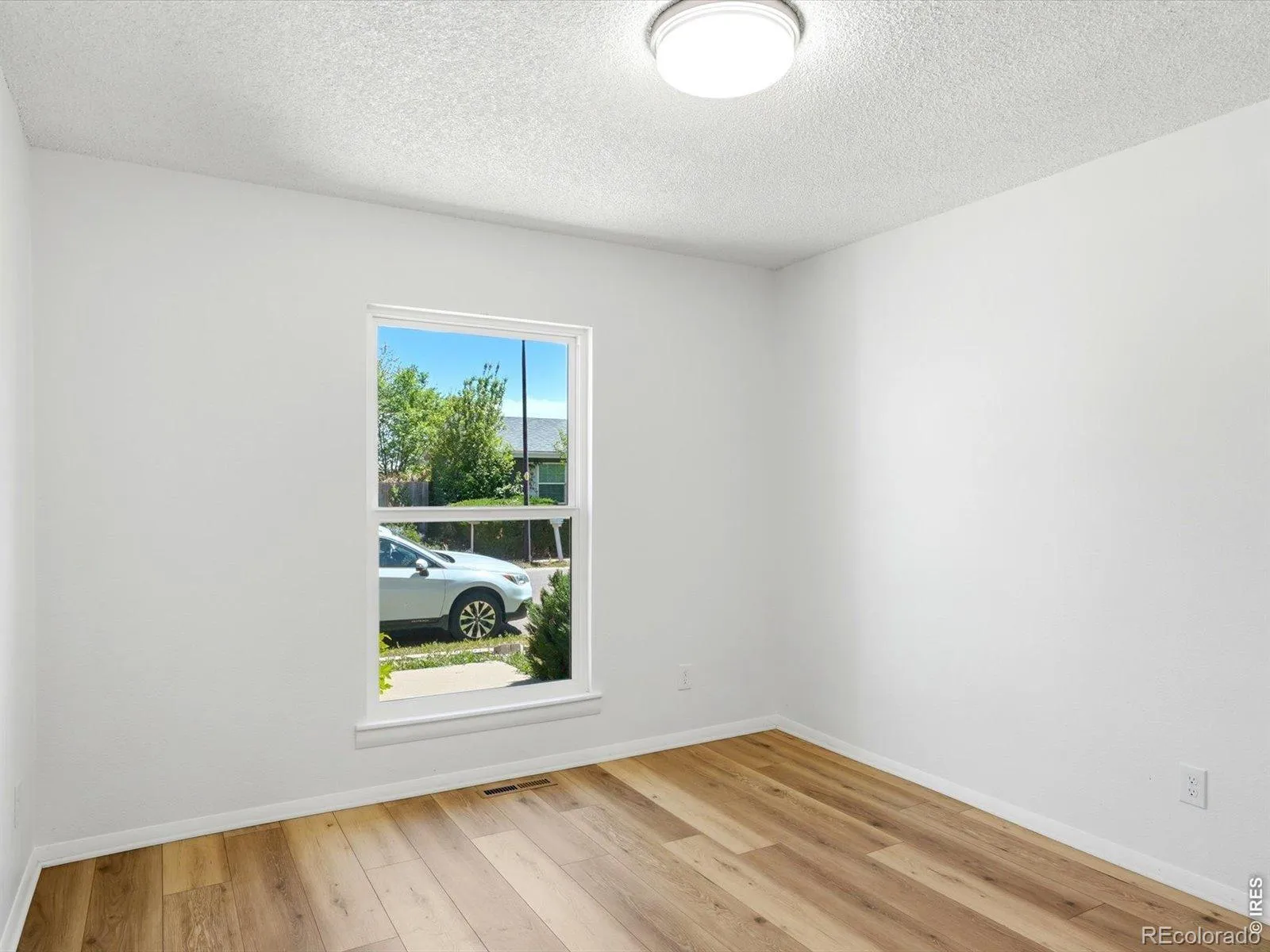 1585 Sagrimore Circle Lafayette CO 80026 | MLS #RECIR1059429 05192026011424 1600 18
