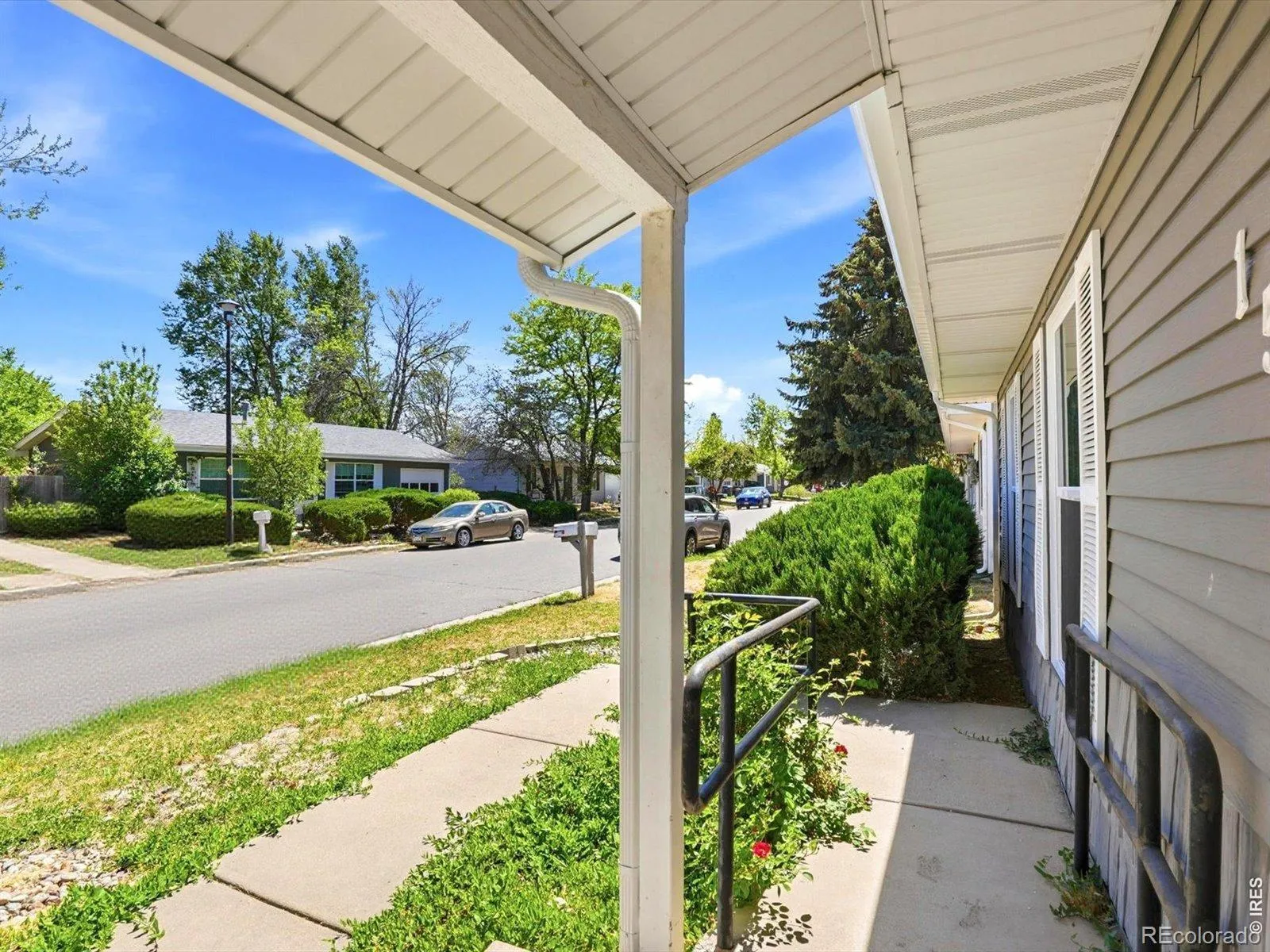 1585 Sagrimore Circle Lafayette CO 80026 | MLS #RECIR1059429 05192026011424 1600 2