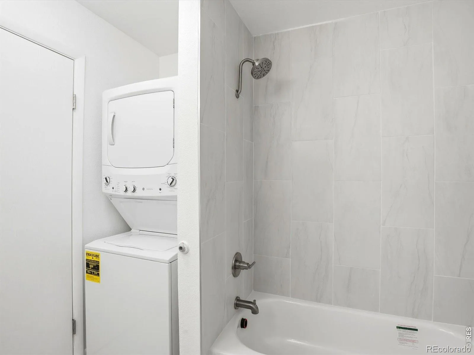 1585 Sagrimore Circle Lafayette CO 80026 | MLS #RECIR1059429 05192026011424 1600 23