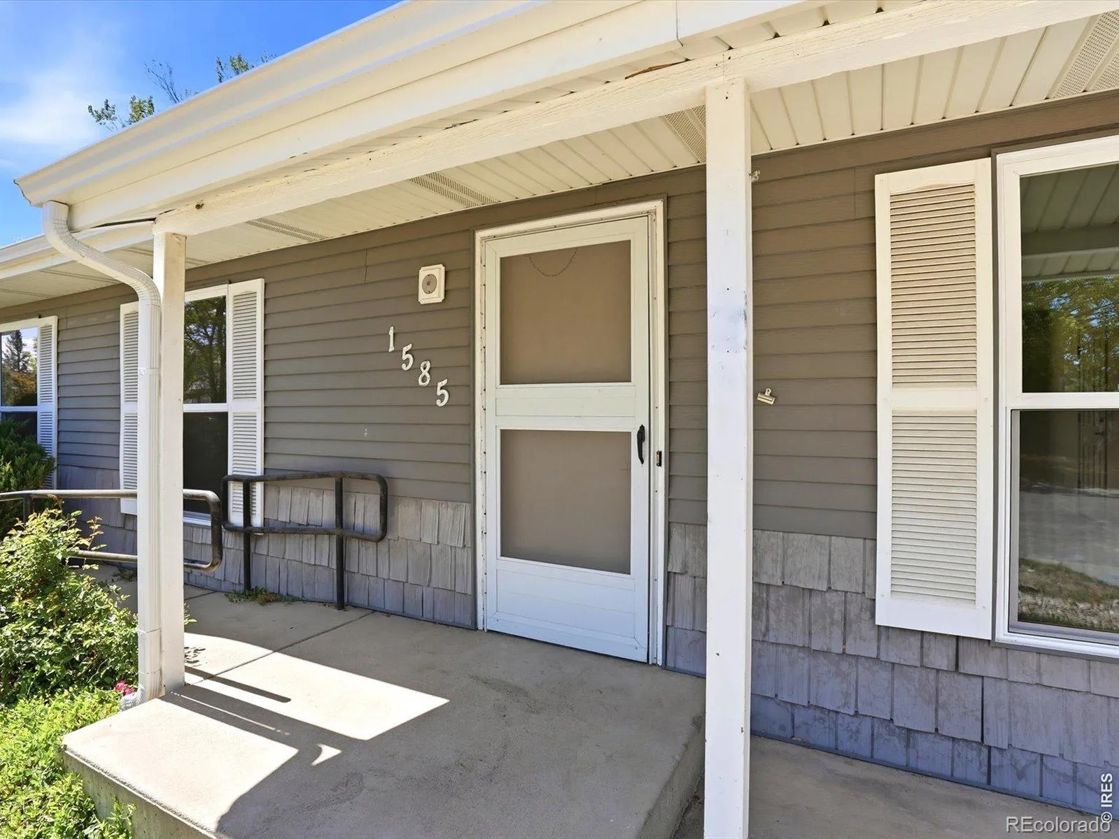 1585 Sagrimore Circle Lafayette CO 80026 | MLS #RECIR1059429 05192026011424 1600 4