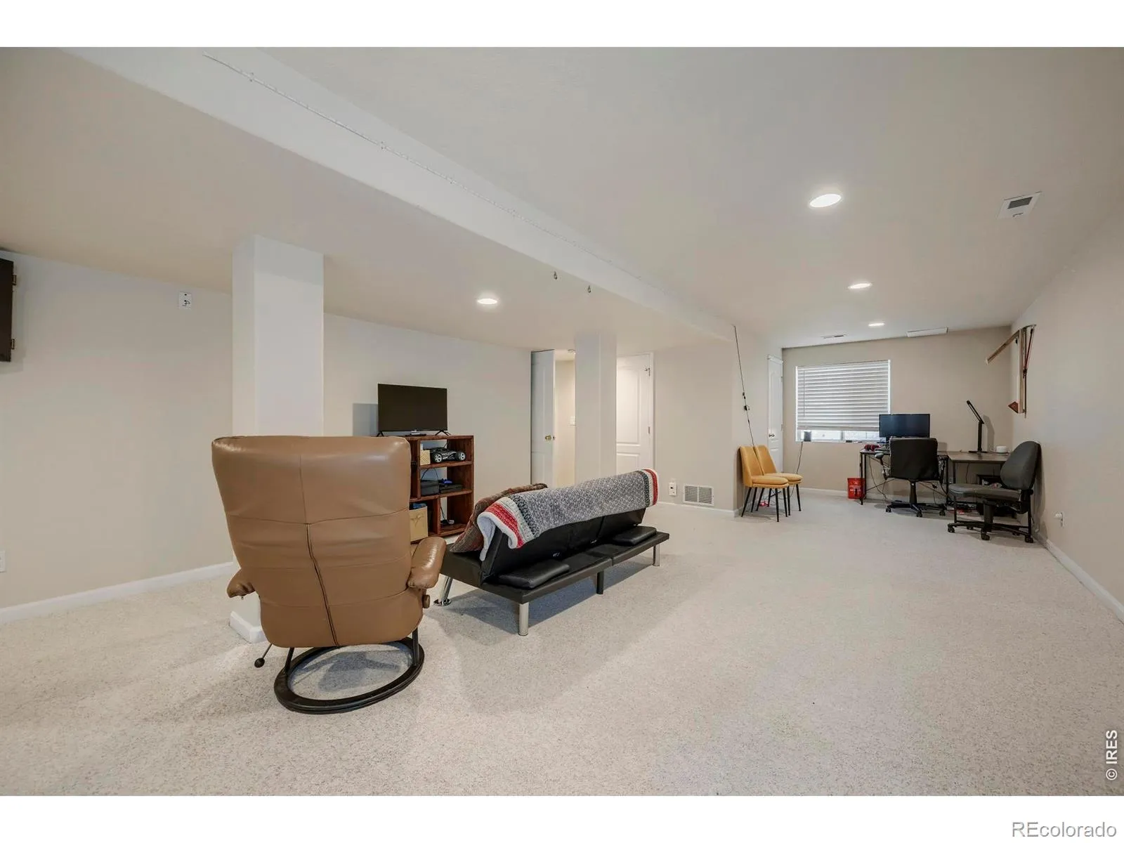 3921 Florentine Drive Longmont CO 80503 MLS #RECIR1059447 05192026140825 1600 27