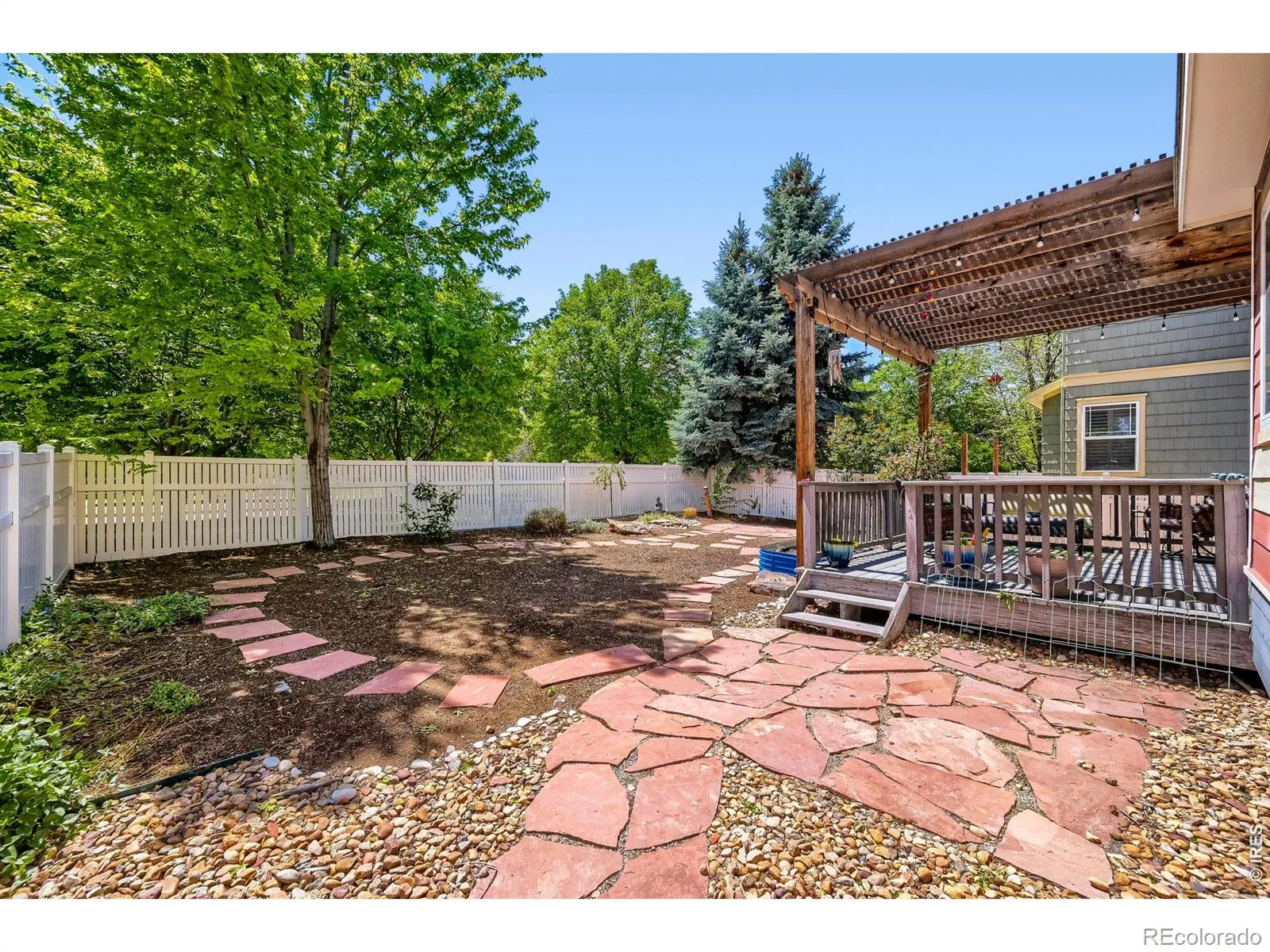 3921 Florentine Drive Longmont CO 80503 MLS #RECIR1059447 05192026140825 1600 30