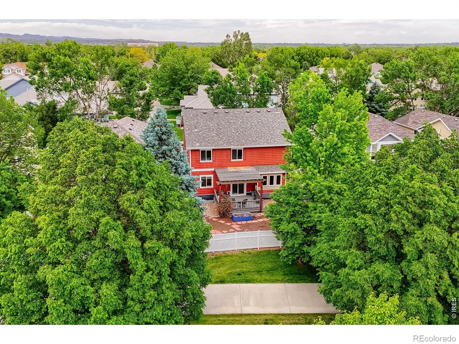 3921 Florentine Drive Longmont CO 80503 MLS #RECIR1059447 05192026140825 1600 34