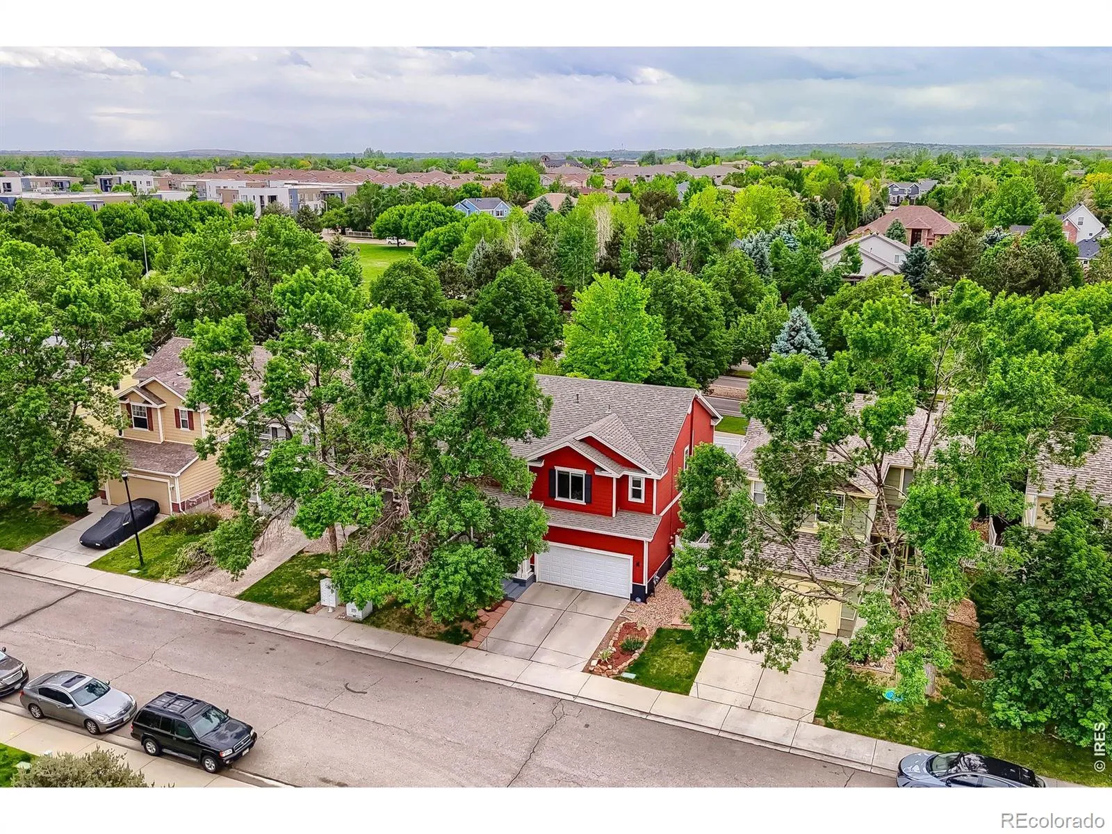 3921 Florentine Drive Longmont CO 80503 MLS #RECIR1059447 05192026140825 1600 40