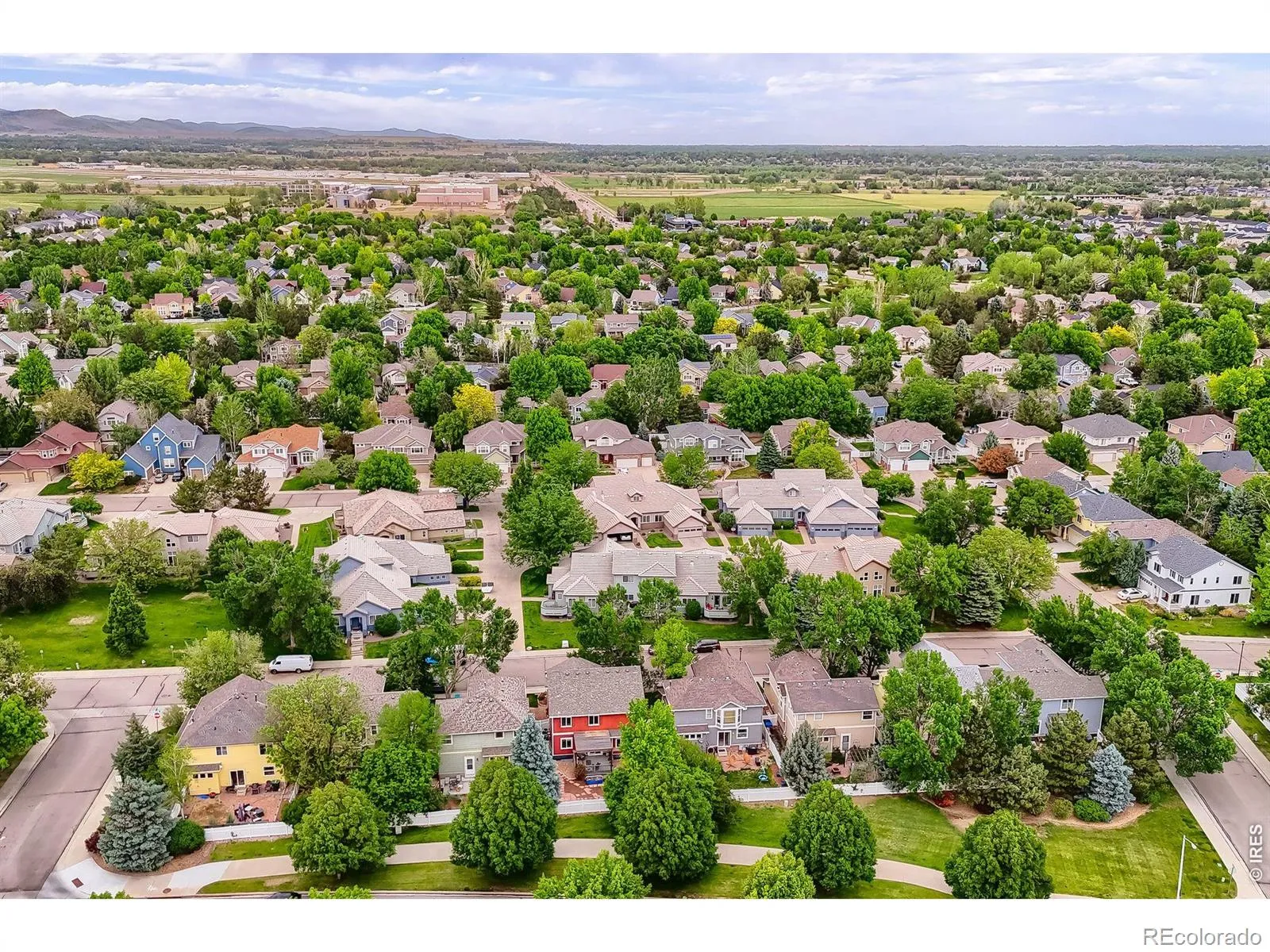 3921 Florentine Drive Longmont CO 80503 MLS #RECIR1059447 05192026140825 1600 41