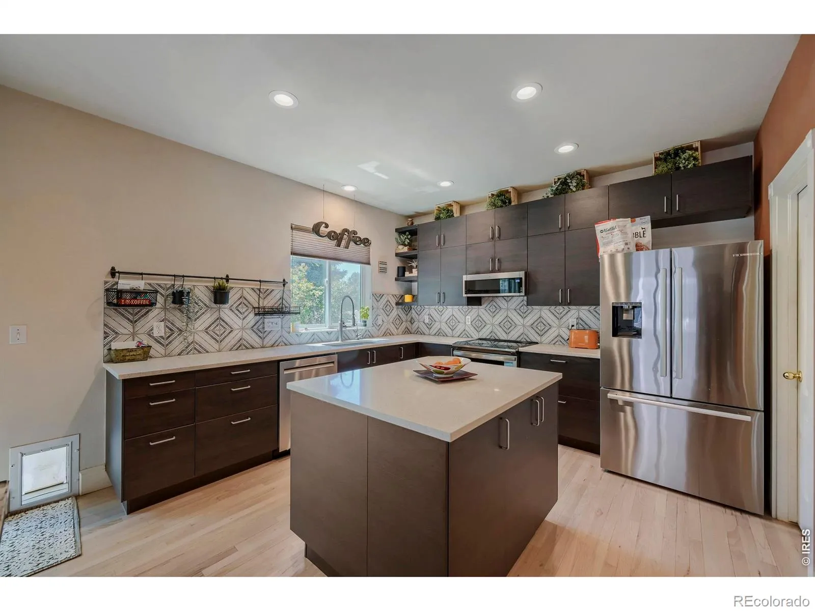 3921 Florentine Drive Longmont CO 80503 MLS #RECIR1059447 05192026140825 1600 6