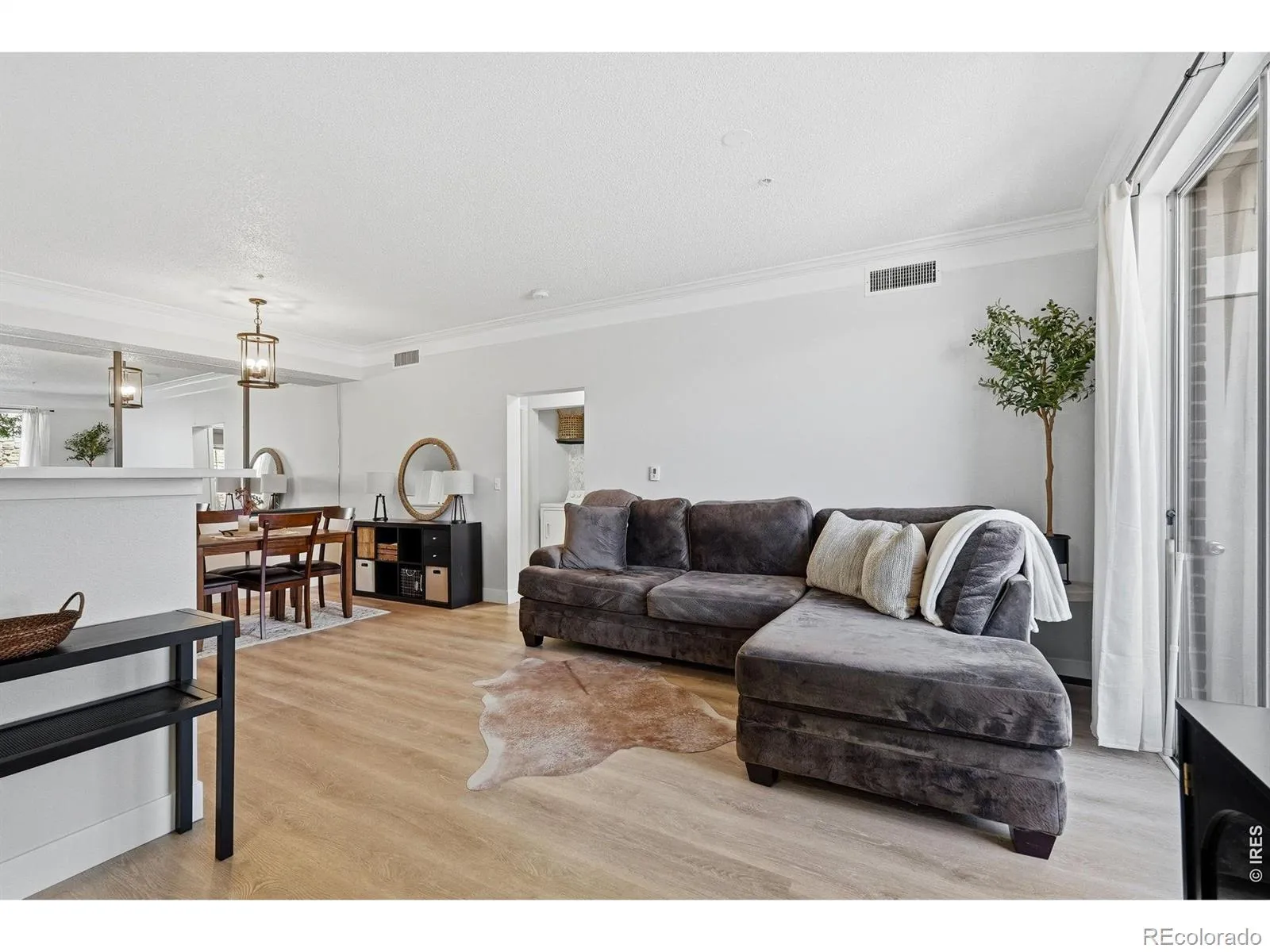 2020 Shamrock Drive Superior CO 80027 | MLS #RECIR1059491 05202026002037 1600 10