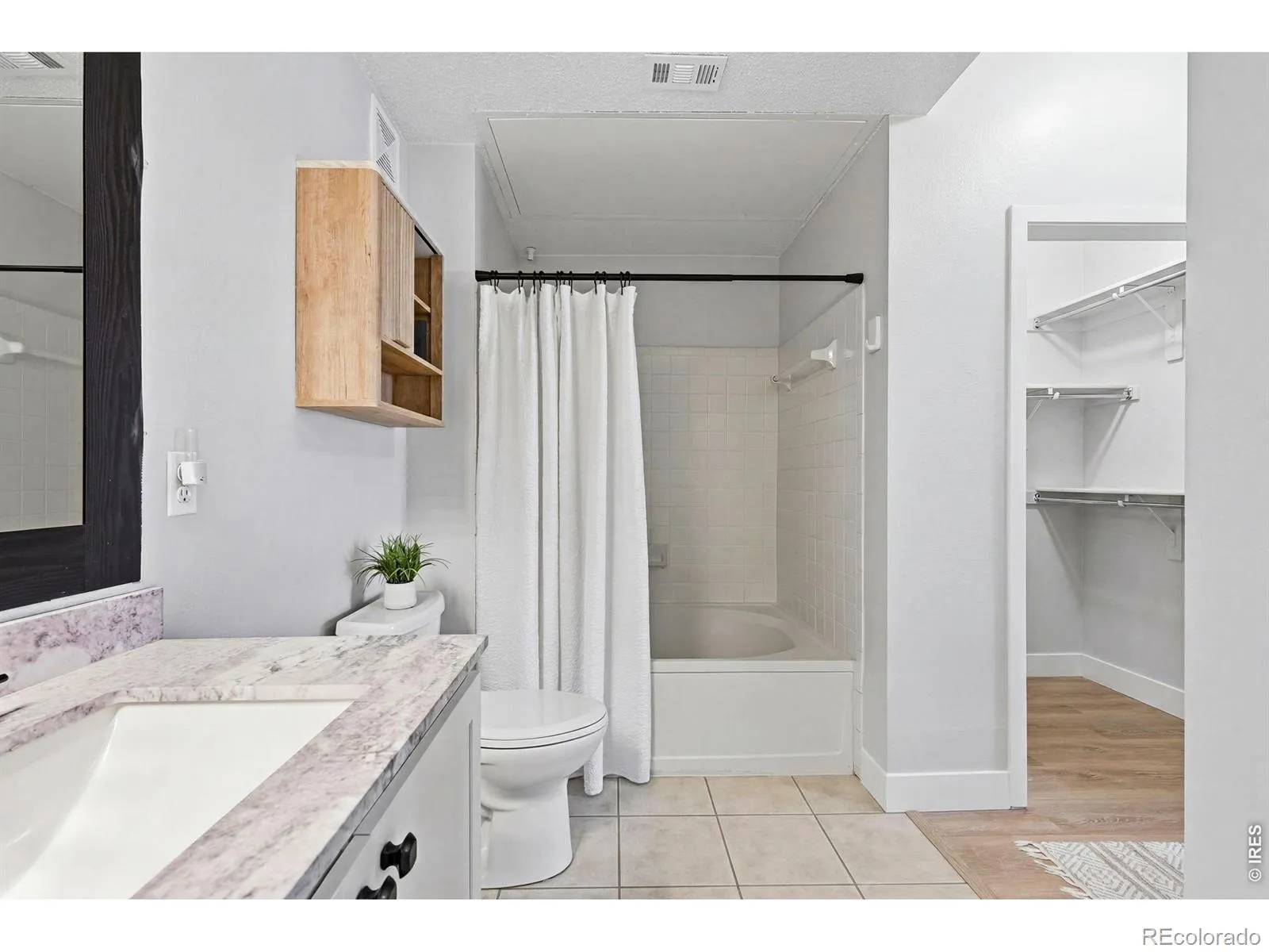 2020 Shamrock Drive Superior CO 80027 | MLS #RECIR1059491 05202026002037 1600 20