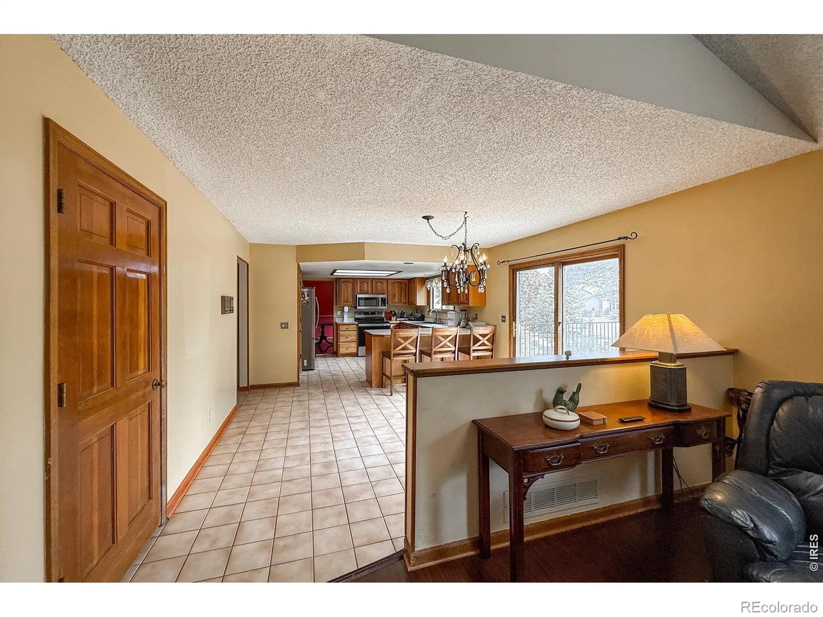 2288 Spinnaker Circle Longmont CO 80503 MLS #RECIR1059494 05202026002044 1600 16