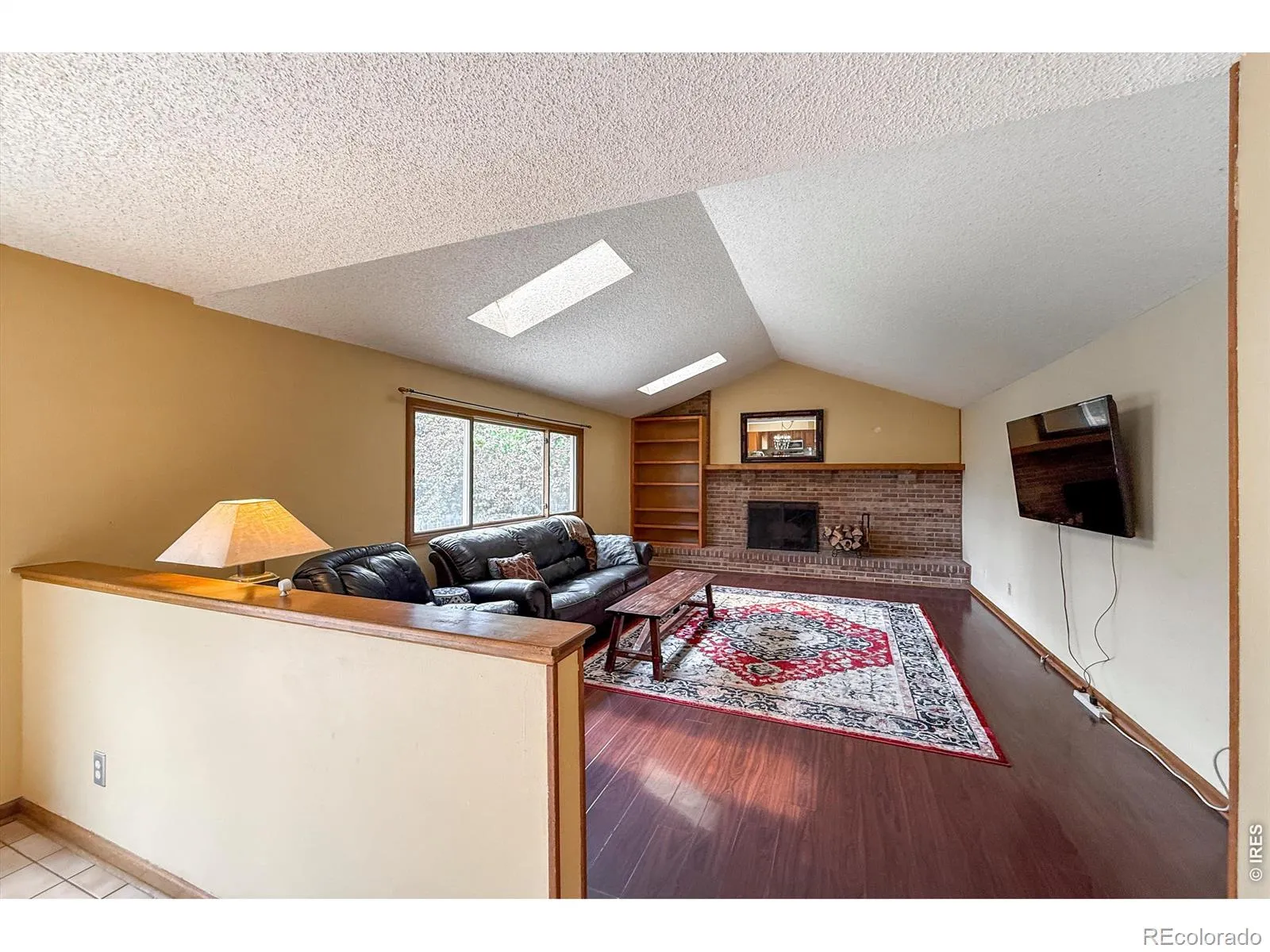 2288 Spinnaker Circle Longmont CO 80503 MLS #RECIR1059494 05202026002044 1600 17