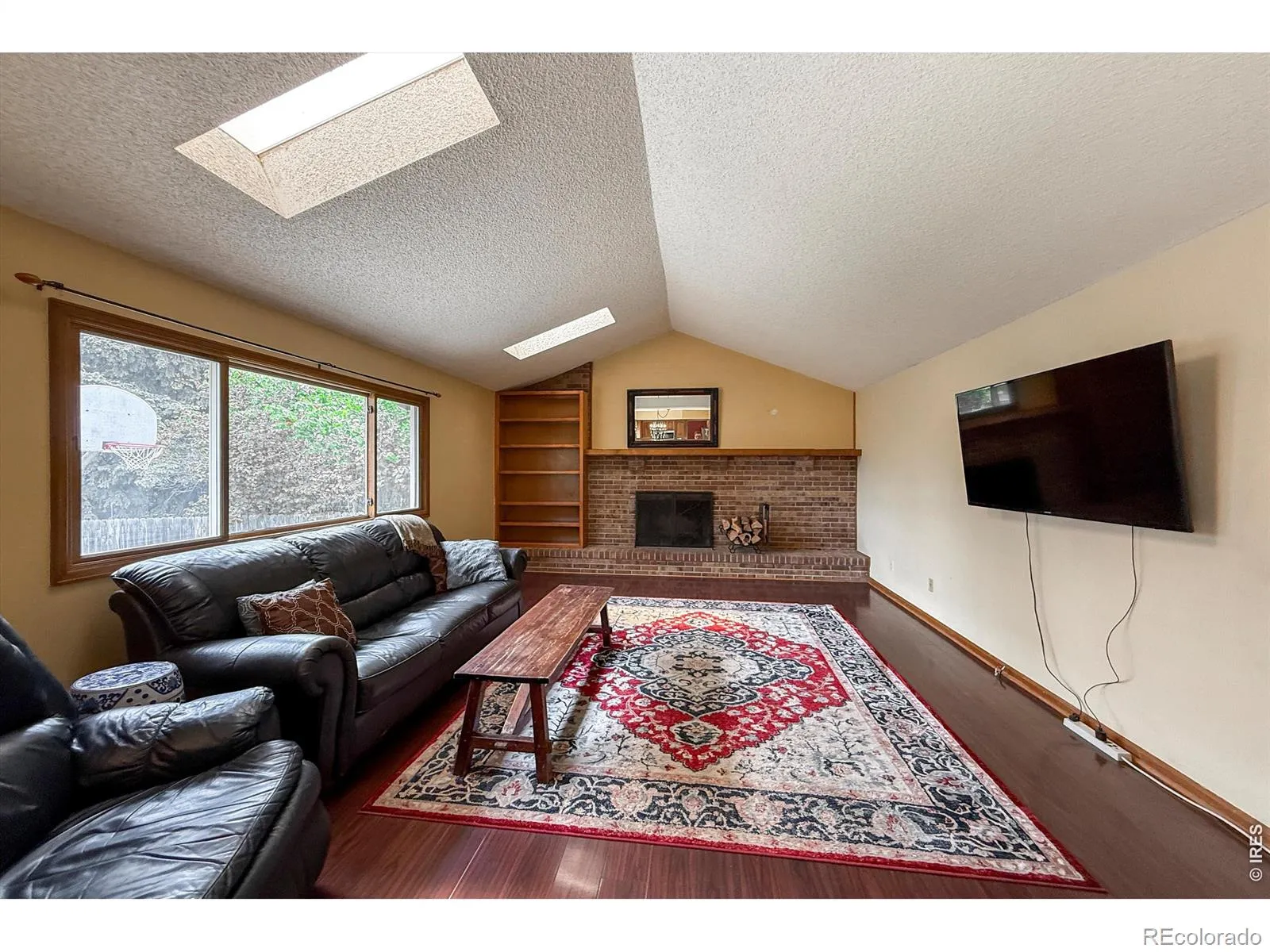 2288 Spinnaker Circle Longmont CO 80503 MLS #RECIR1059494 05202026002044 1600 18