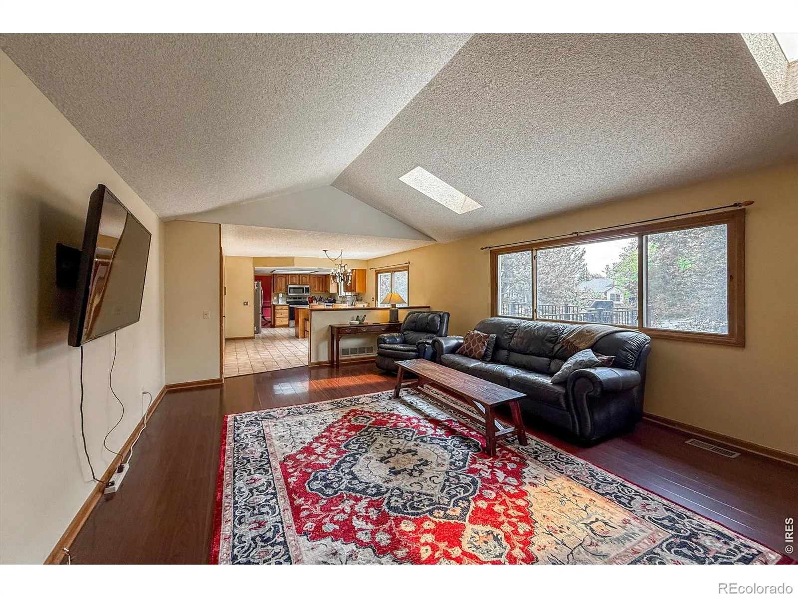 2288 Spinnaker Circle Longmont CO 80503 MLS #RECIR1059494 05202026002044 1600 20