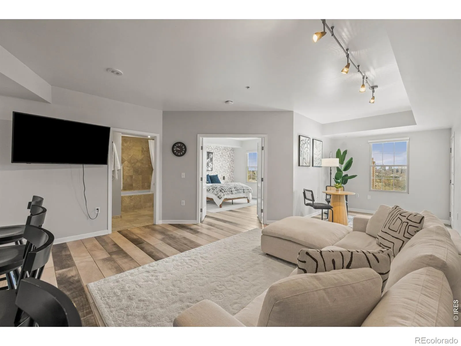 975 N Lincoln Street #11H Denver CO 80203 MLS #RECIR1059547 05202026223553 1600 20