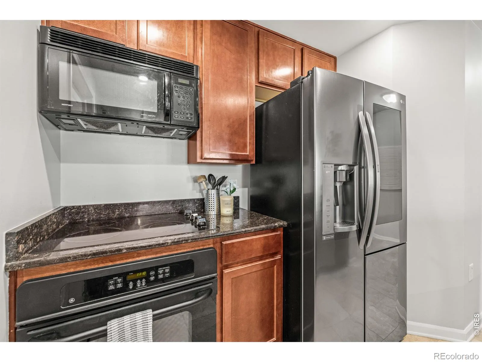 975 N Lincoln Street #11H Denver CO 80203 MLS #RECIR1059547 05202026223553 1600 7