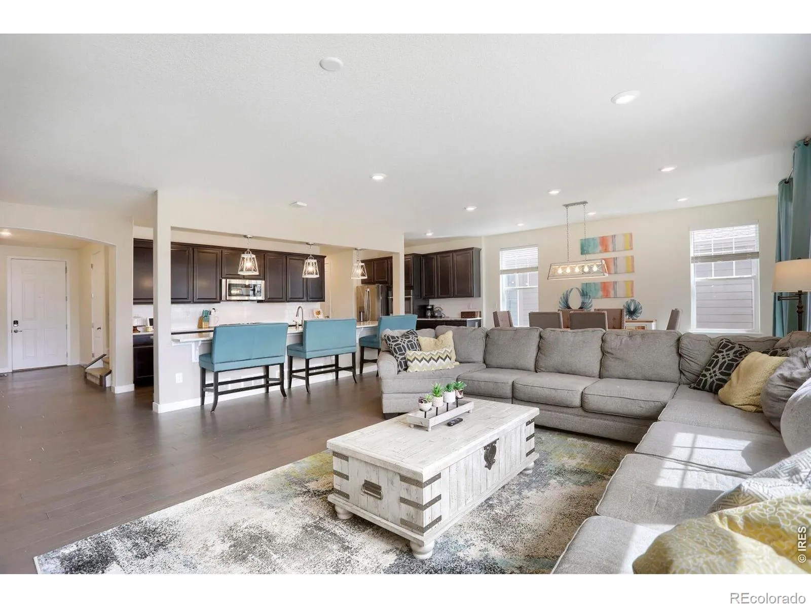 2407 Tyrrhenian Circle Longmont CO 80504 MLS #RECIR1059599 05222026021731 1600 11