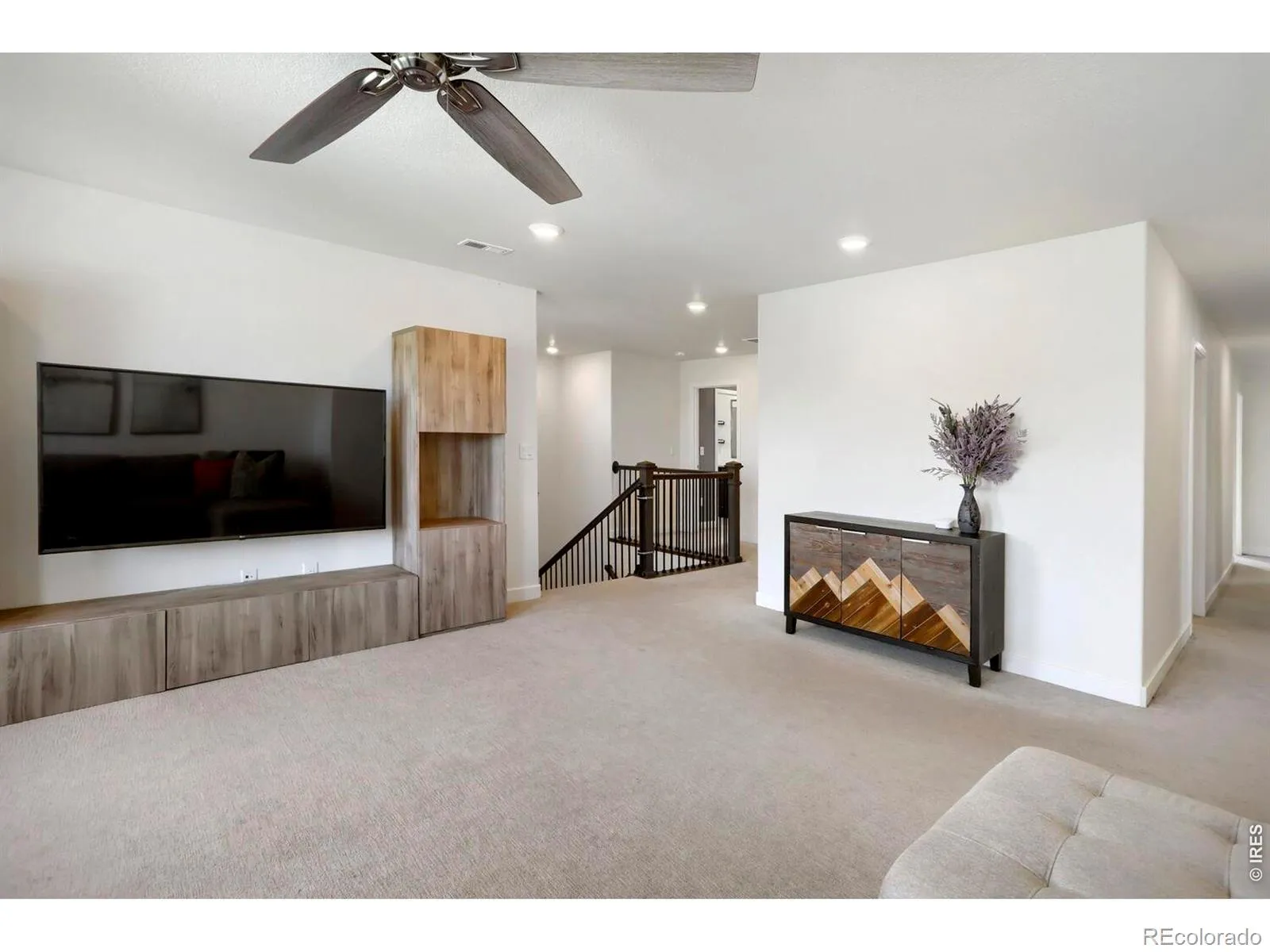 2407 Tyrrhenian Circle Longmont CO 80504 MLS #RECIR1059599 05222026021731 1600 22